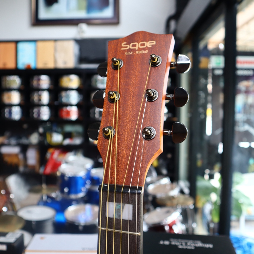 SQOE หน้าไม้แท้ 💥 กีต้าร์โปร่งไฟฟ้า รุ่น WD68