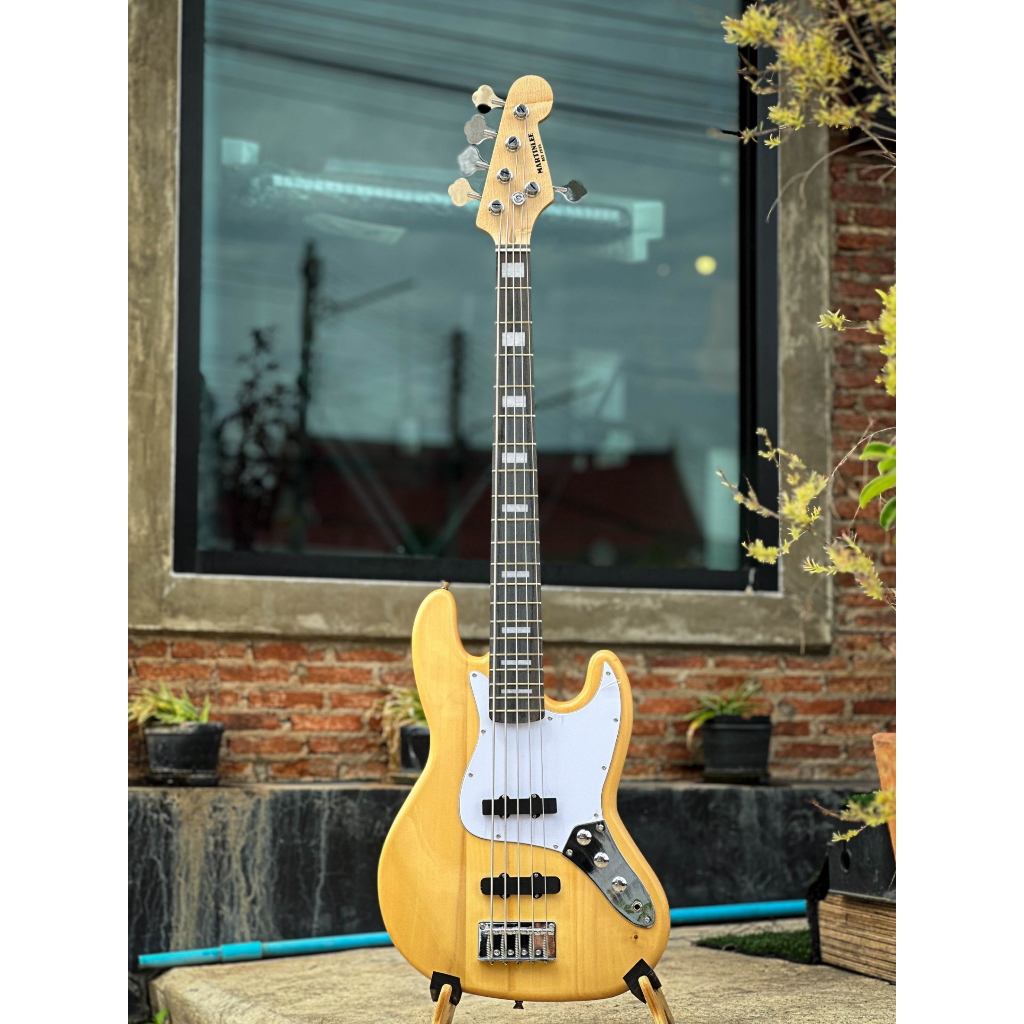 Martinlee เบสไฟฟ้า JB98R-5 สีไม้อ่อน จำนวน 5 สาย ทรง Jazz Bass งานไม้เคลือบเงา คอไม้เมเปิ้ล ✅แถมกระเป๋า