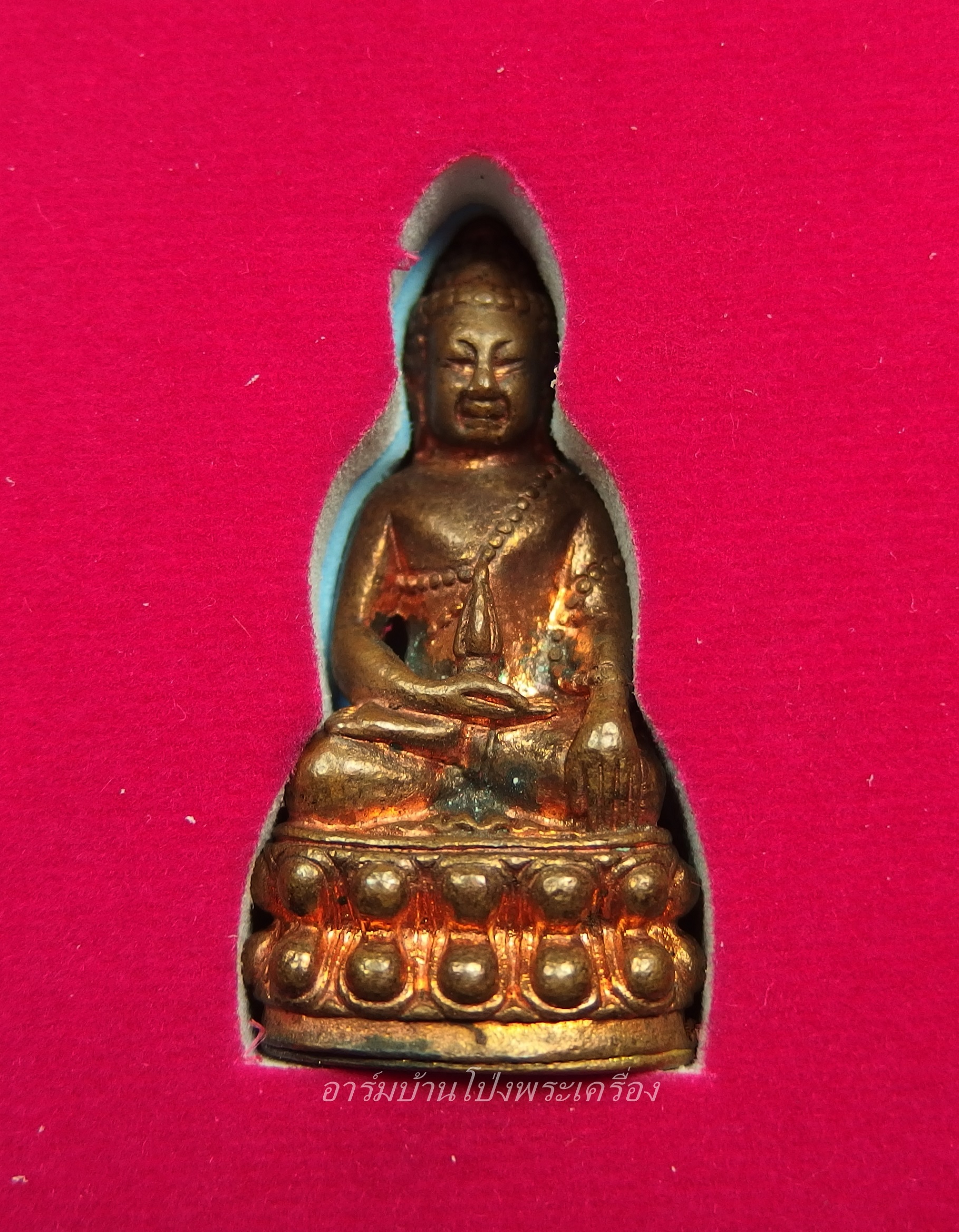หลวงพ่อสง่า วัดบ้านหม้อ เนื้อทองแดง รูปหล่อ รุ่นชนะใจ อายุ๘๖ปี หมายเลข๓๓ พร้อมกล่องเดิม(องค์ที่2)