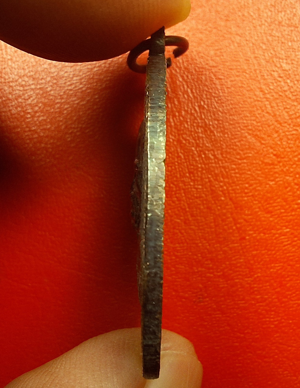 หลวงปู่ม่วง วัดยางงาม จ.ราชบุรี ปี๒๕๔๒ อายุ๘๙ปี เนื้อทองแดงรมดำ(องค์ที่5)