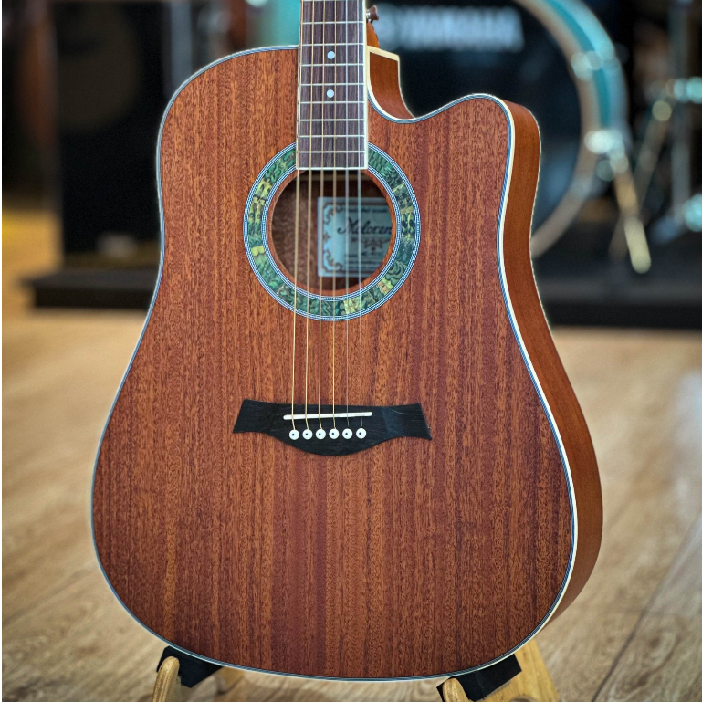 Top ไม้แท้ Mclorence MC-911C MG กีตาร์โปร่ง - กีตาร์โปร่งไฟฟ้า 41” ฟรี กระเป๋า ปิ๊กกีต้าร์4 ประแจ