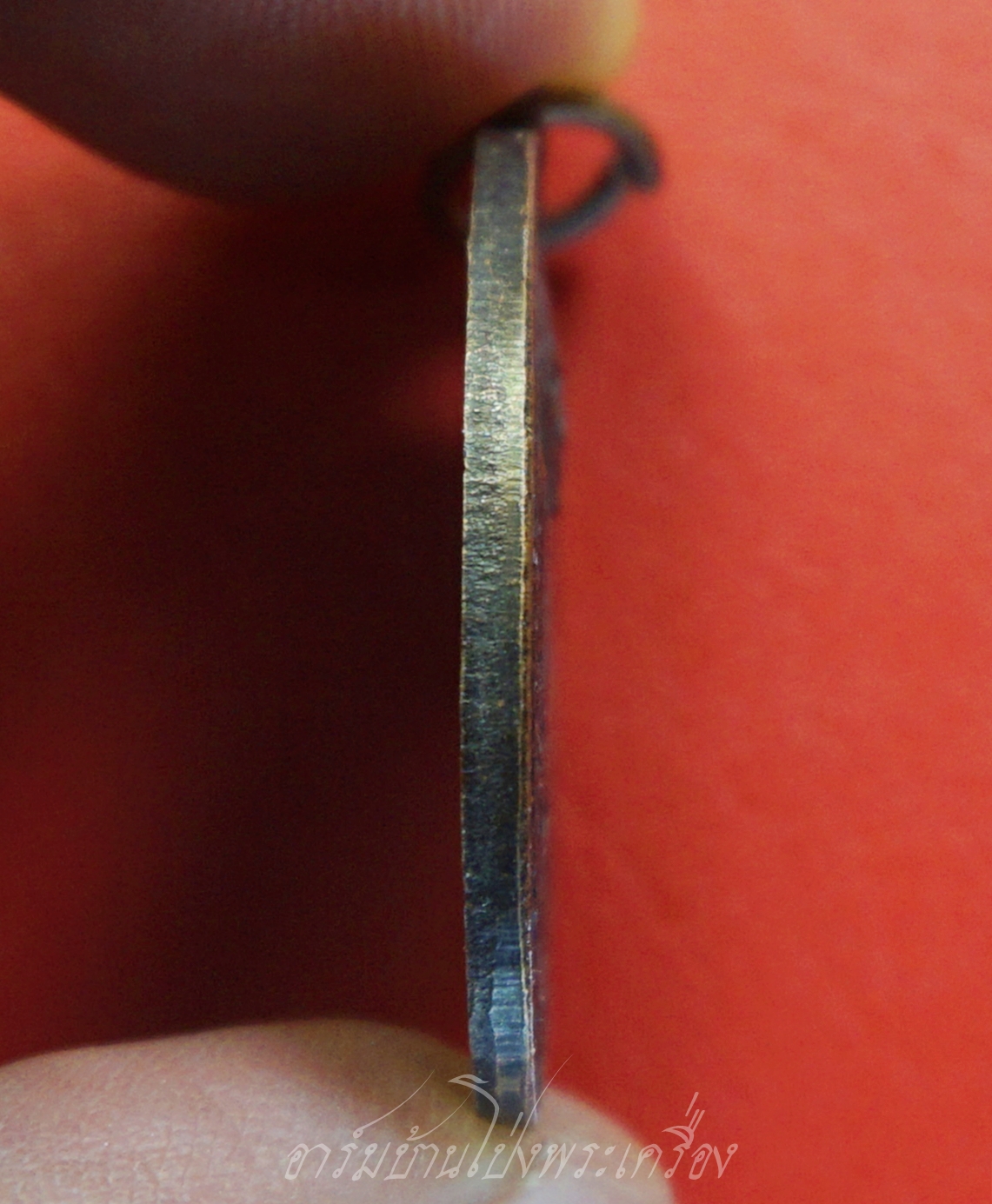 หลวงพ่อชุ่ม วัดท่ามะเดื่อ ศิษย์สร้างถวาย ปี๒๕๒๖ เนื้อทองแดงรมดำ(องค์ที่6)