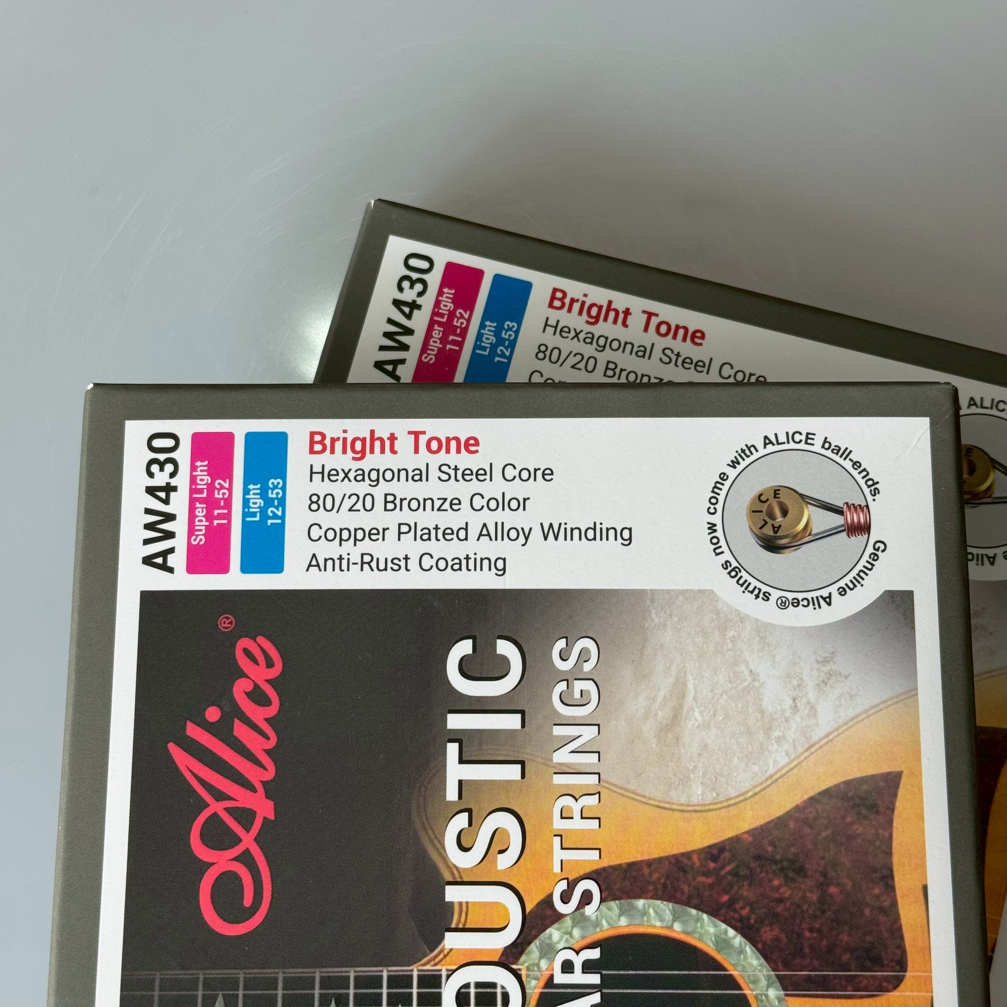 Alice สายกีตาร์โปร่งเคลือบกันสนิม AW430 Super Light "Bright Tone" ให้โทนเสียงใส (เบอร์ 11 และ 12)