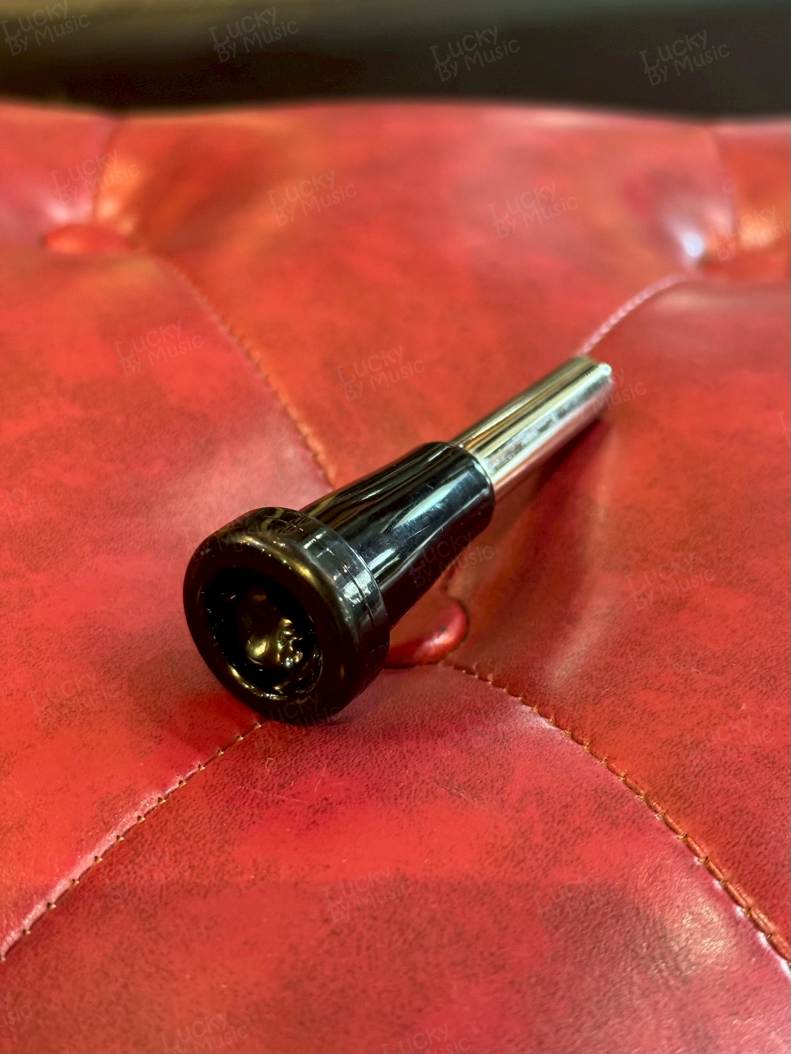 เมาส์ทรัมเป็ต Mouthpiece Desh 7C ดำ โลหะ + ABS น้ำหนักเบา ได้เสียงที่อุ่นขึ้น มีพลังมากขึ้น