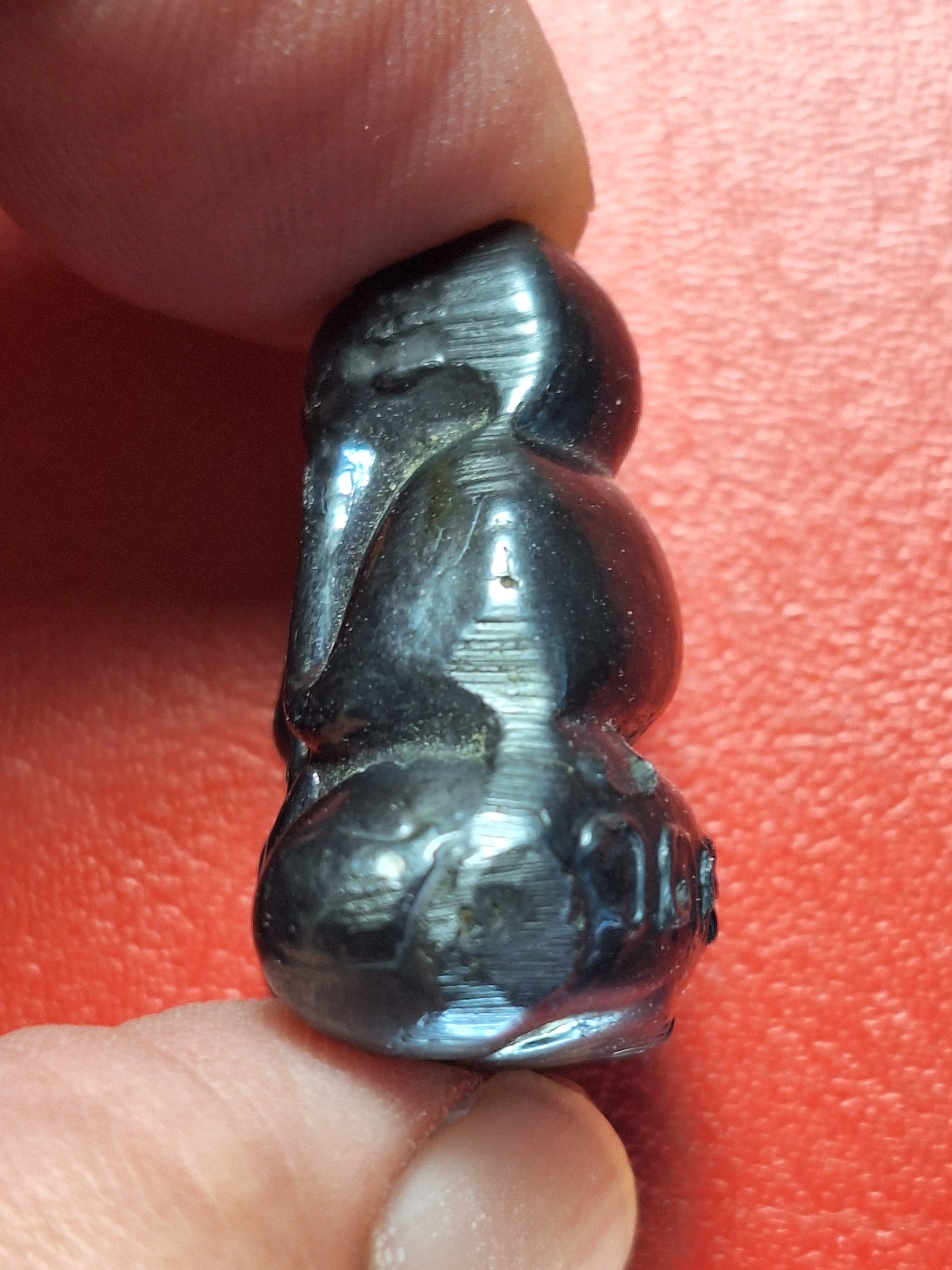 หลวงพ่อคิ้ม วัดหนองเสือ พระปิดตา พิมพ์ใหญ่ เนื้อเมฆพัด(องค์ที่1)