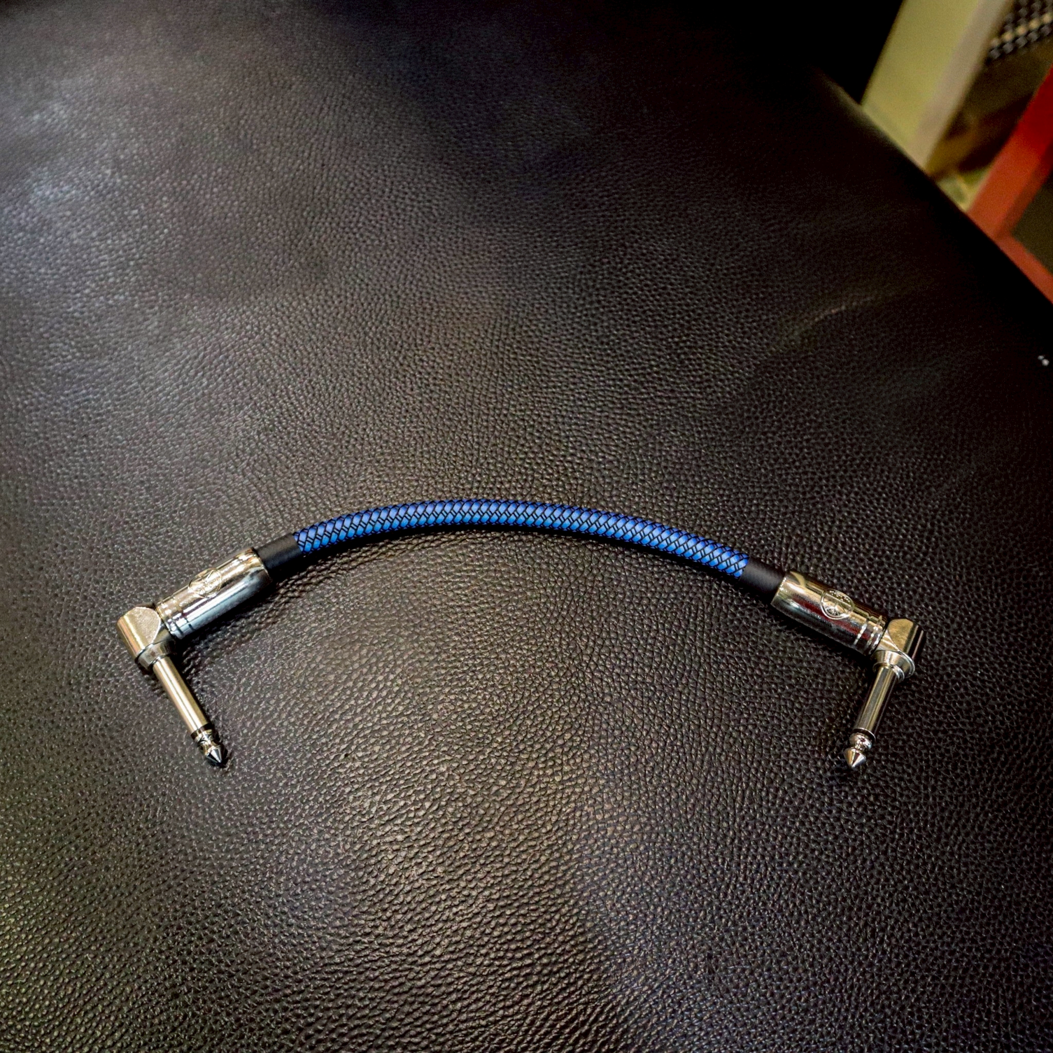 สายพ่วงเอฟเฟค Kirlin IWC3A-203PN ใช้ต่อกับเอฟเฟคก้อนกีต้าร์/เบส ยาว 15 ซม. รับประกันของแท้