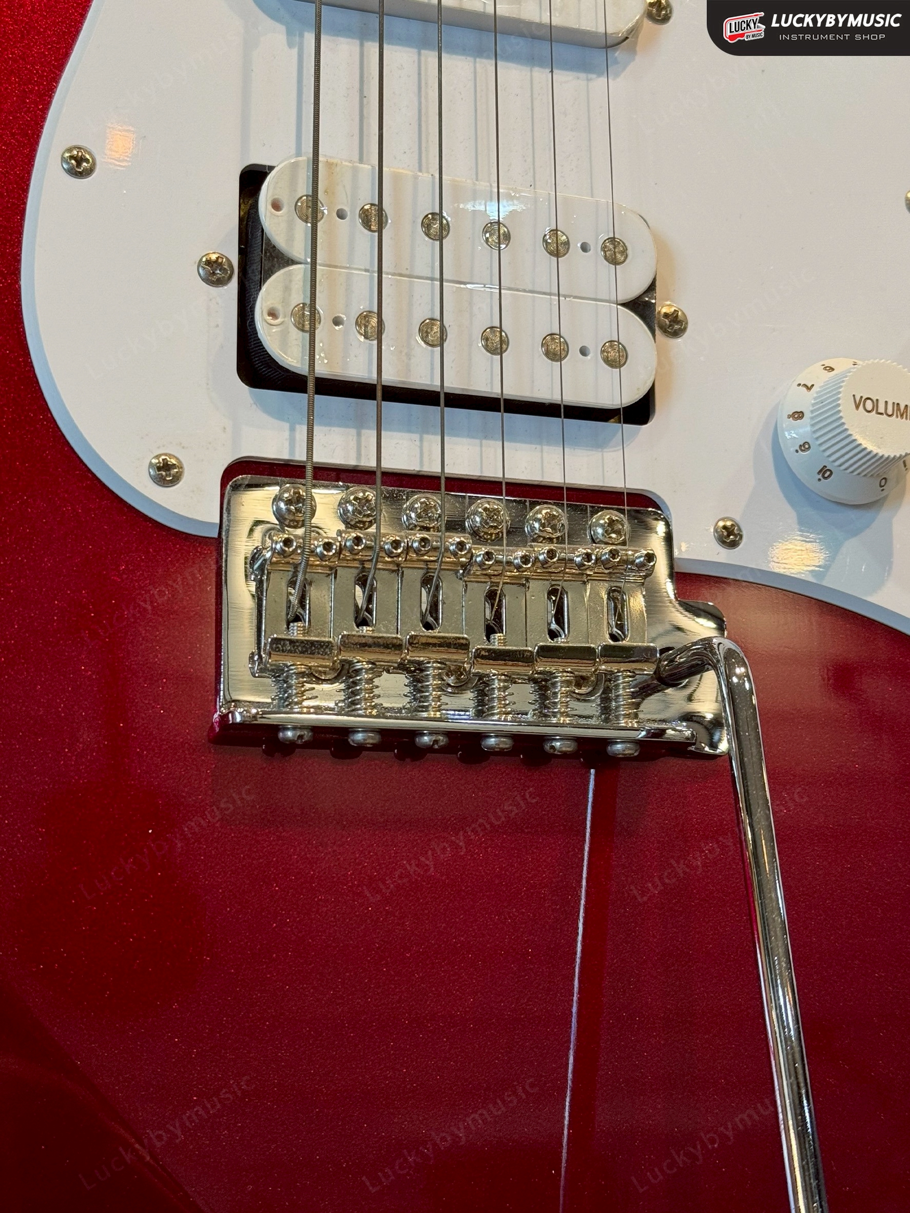 หย่อง สพานสายกีตาร์ไฟฟ้า แบบแยก ย่องเหล็กตัน แบบร้อยสายด้านหลัง ชุบโครเมี่ยม แข็งแรง เสียงตรง ปรับ สูง - ต่ำได้