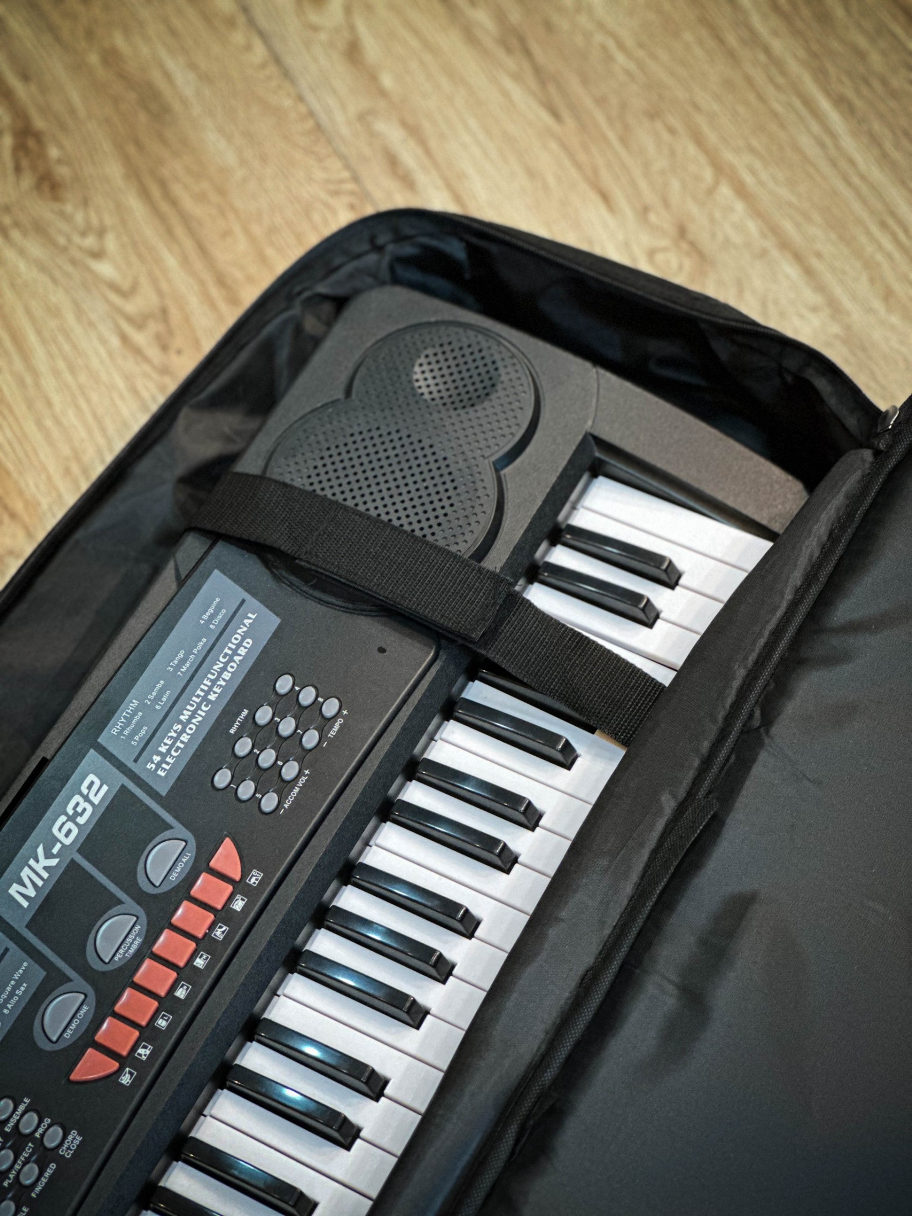 Roland กระเป๋าคีย์บอร์ดขนาดจัมโบ้ ขนาด 108x41x14 ซม. งานปักสกรีน Roland ฟองน้ำ 12 มิล ผ้า 600D สำหรับคีย์บอร์ดขนาดใหญ่