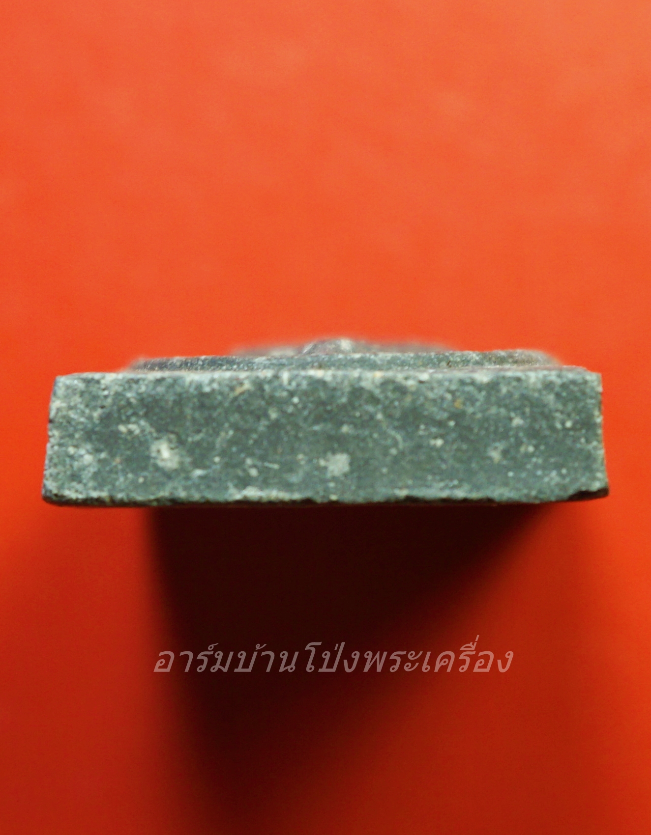 สมเด็จดำ วัดตุ๊กตา เนื้อผงสีดำ(องค์ที่1)