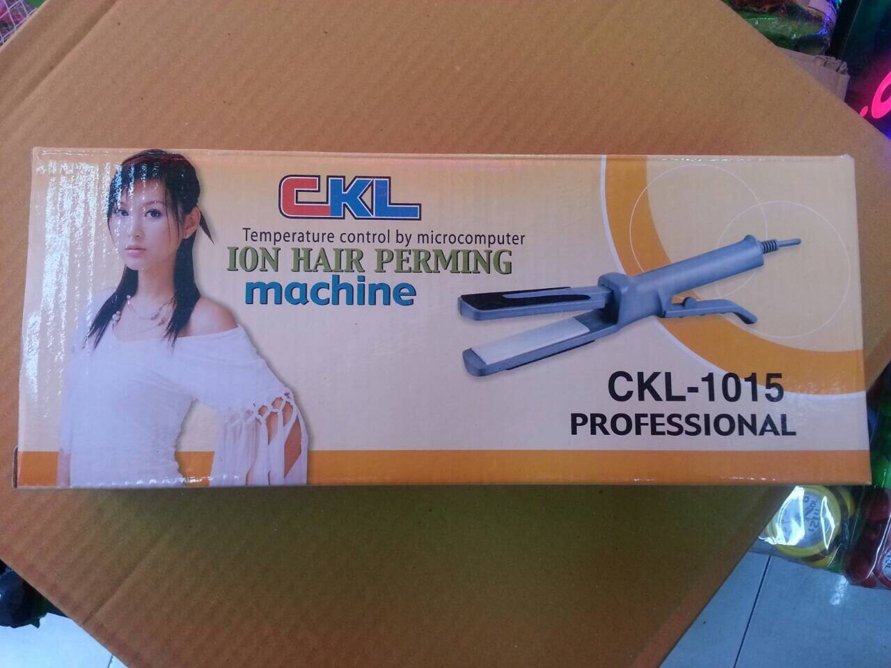 เครื่องหนีบผม CKL รุ่น 1015