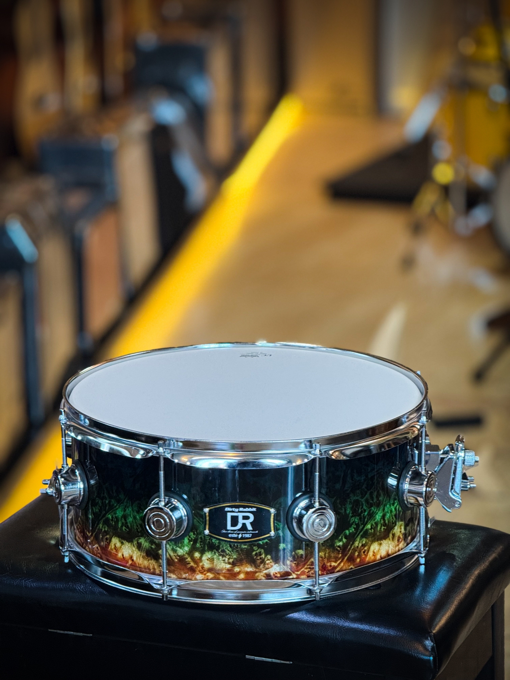 สแนร์ไม้จาก DR (Dirty Rabbit) ขนาด 14x5.5 / 8 หลัก หนัง REMO USA.