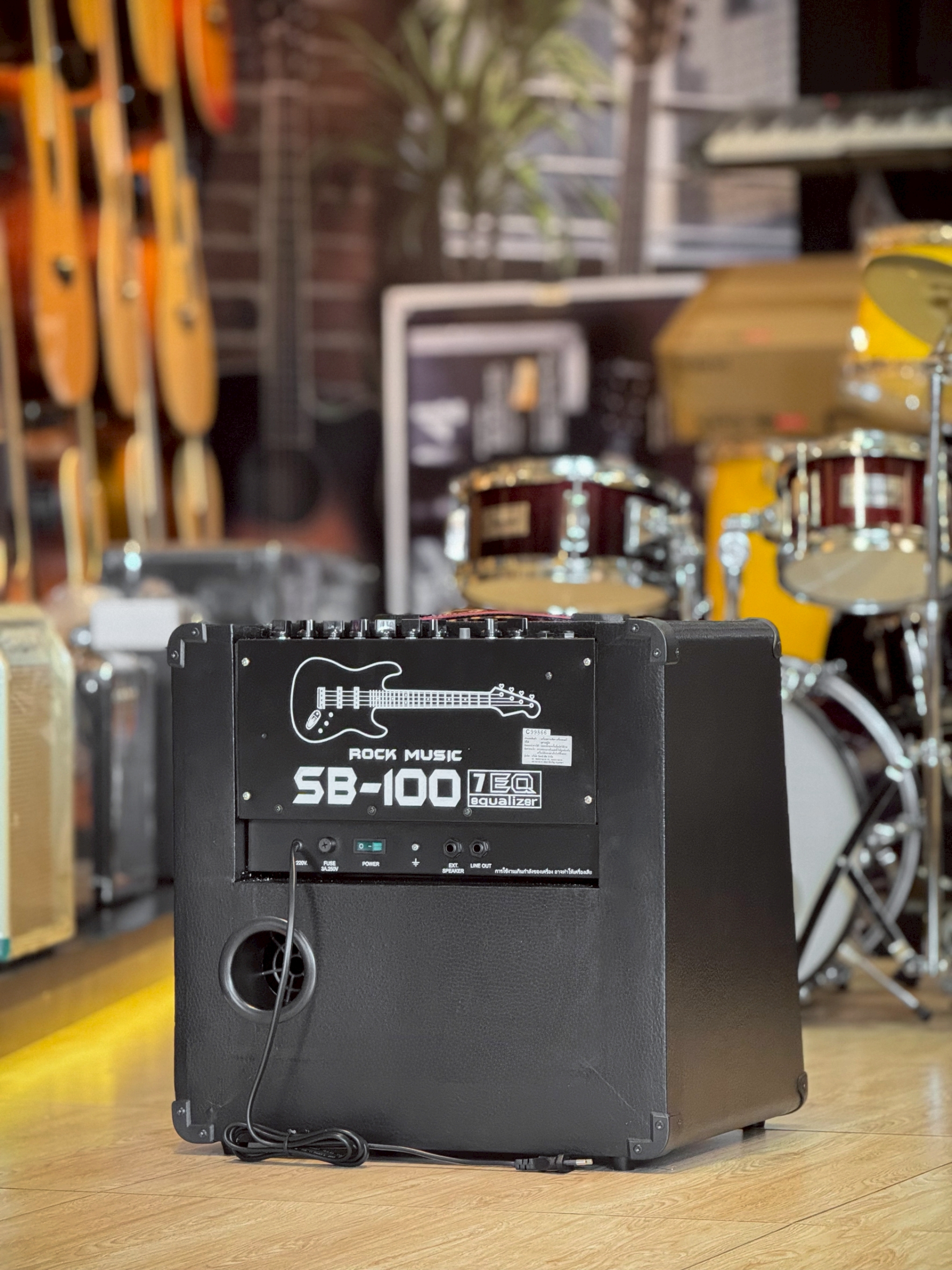 ตู้แอมป์เบส Rock music SB-100 ขนาด 100 วัตต์ เสียงแน่น เสียงชัดเจน วัสดุแข็งแรง