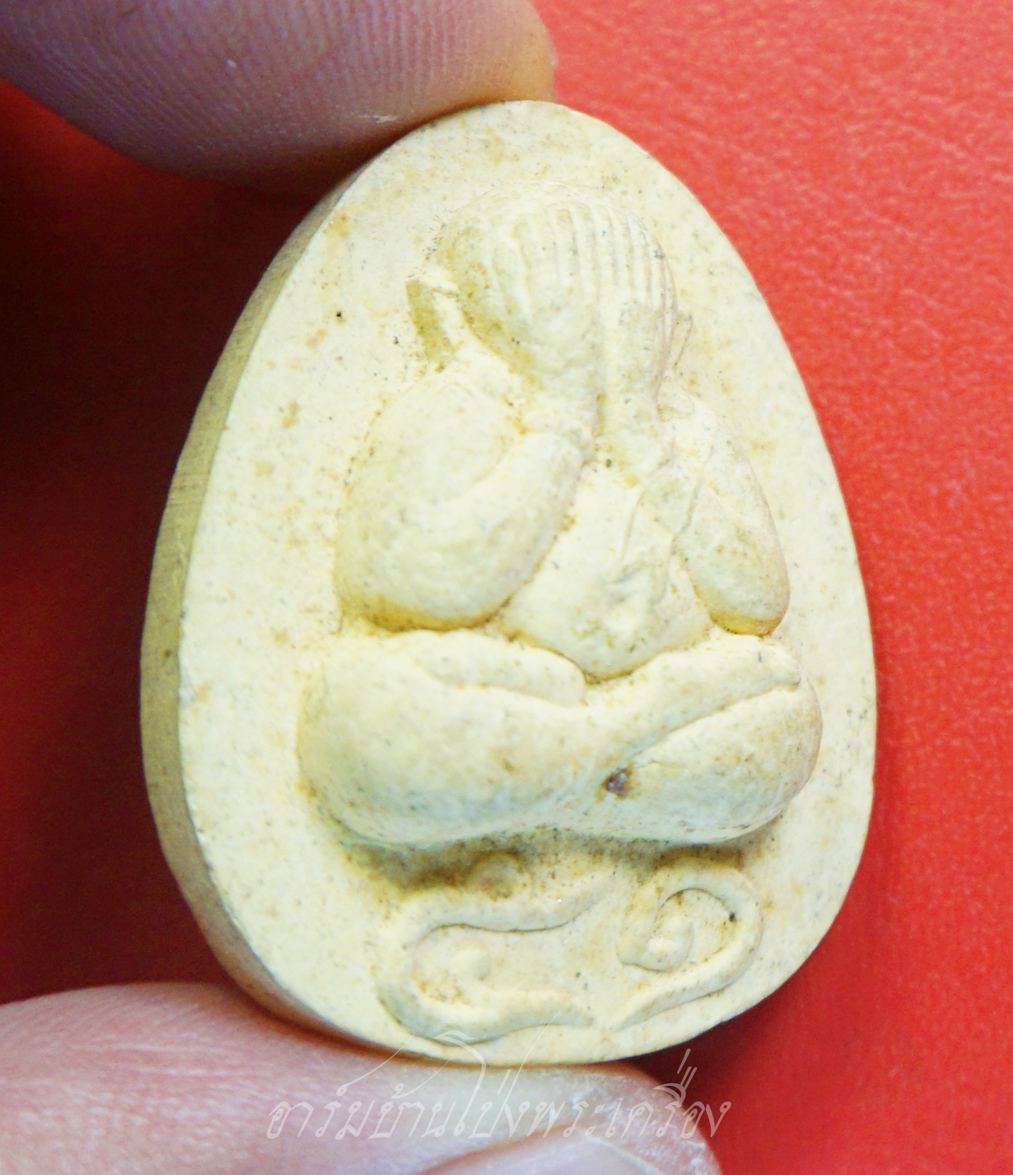 หลวงพ่ออุทัย วัดเกาะตาพุด ปี๒๕๕๑ ปิดตา รุ่นร่ำรวย มีกำไร(องค์ที่1)