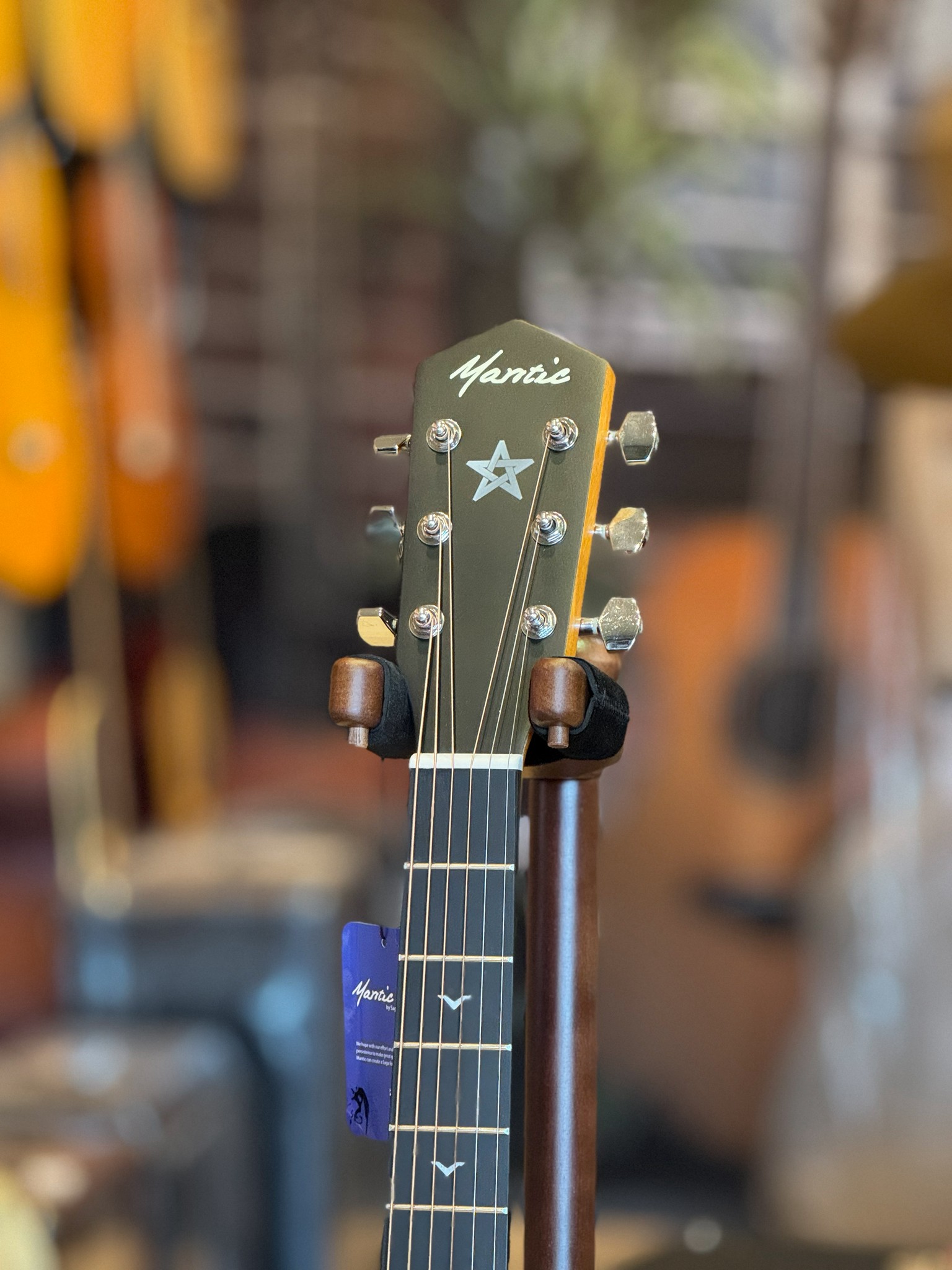 กีต้าร์โปร่งไฟฟ้า Mantic รุ่น GT-1DCE สีไม้ กีต้าร์โปร่ง Top Solid ขนาด 41 นิ้ว เลือกเซ็ตได้