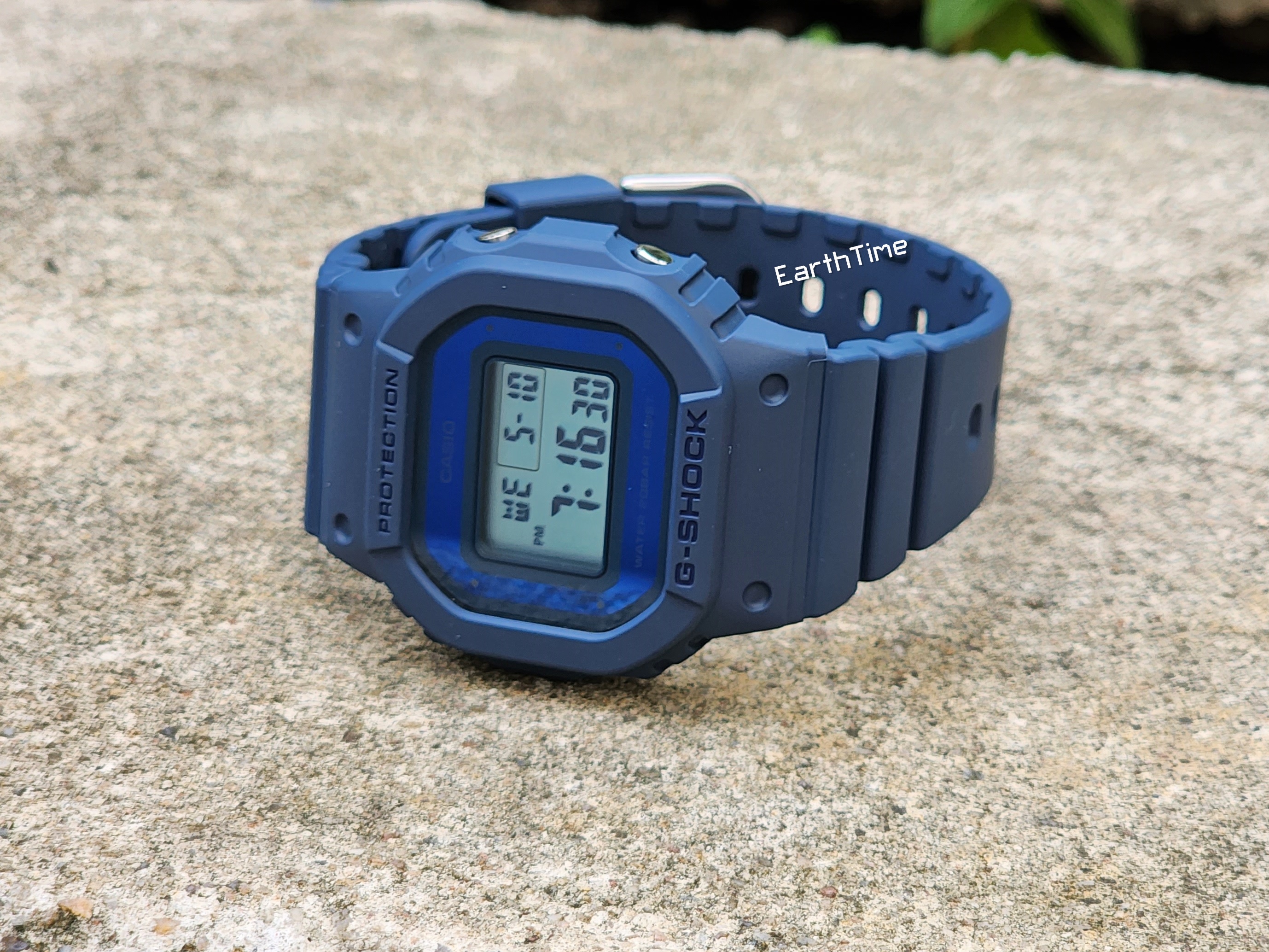 GMD-S5600-2 l Smaller “Square” Model Series l G-SHOCK S Series