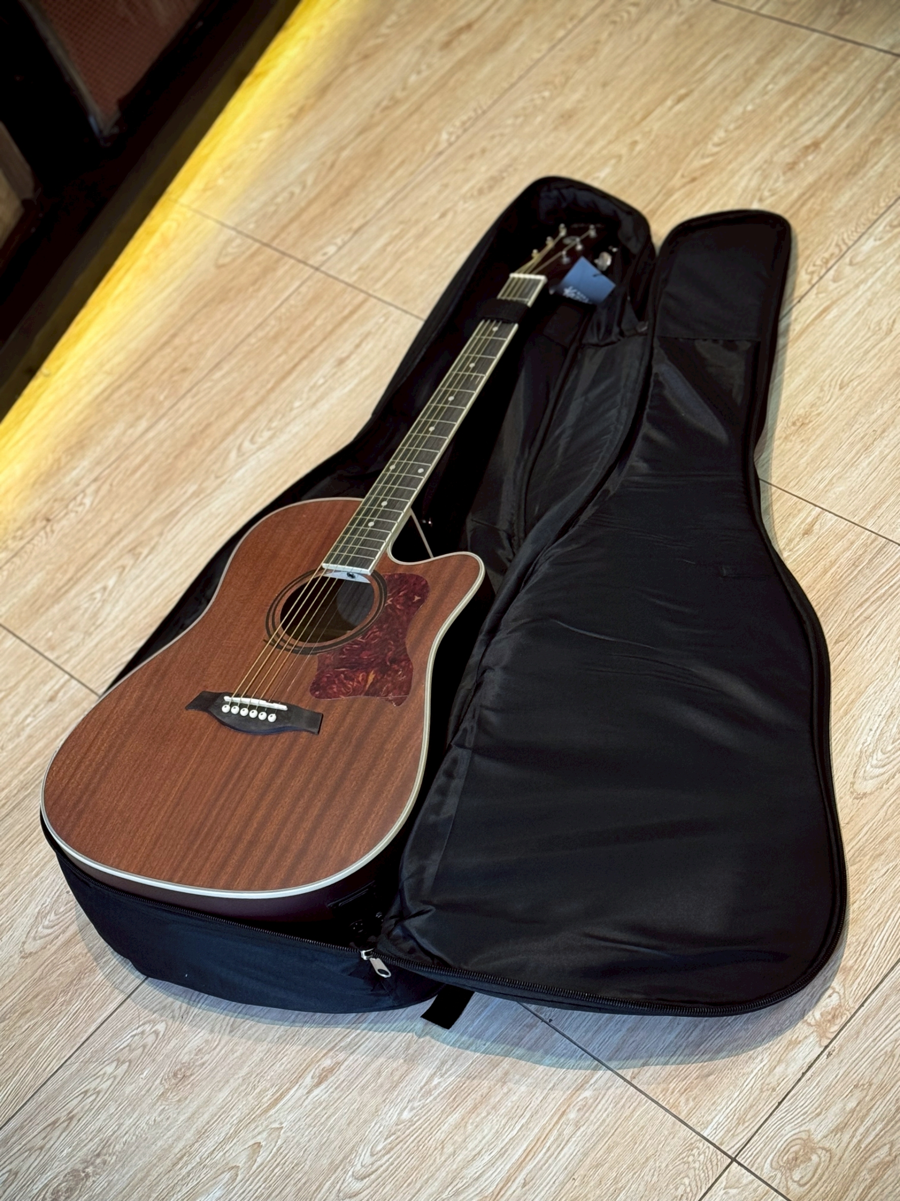 กระเป๋ากีต้าร์โปร่ง Fender ใส่ได้ถึง 41 นิ้ว บุฟองน้ำหนา 5 มิล สีดำ ✅ คละแบบ-เพิ่มช่องกระเป๋าคอ