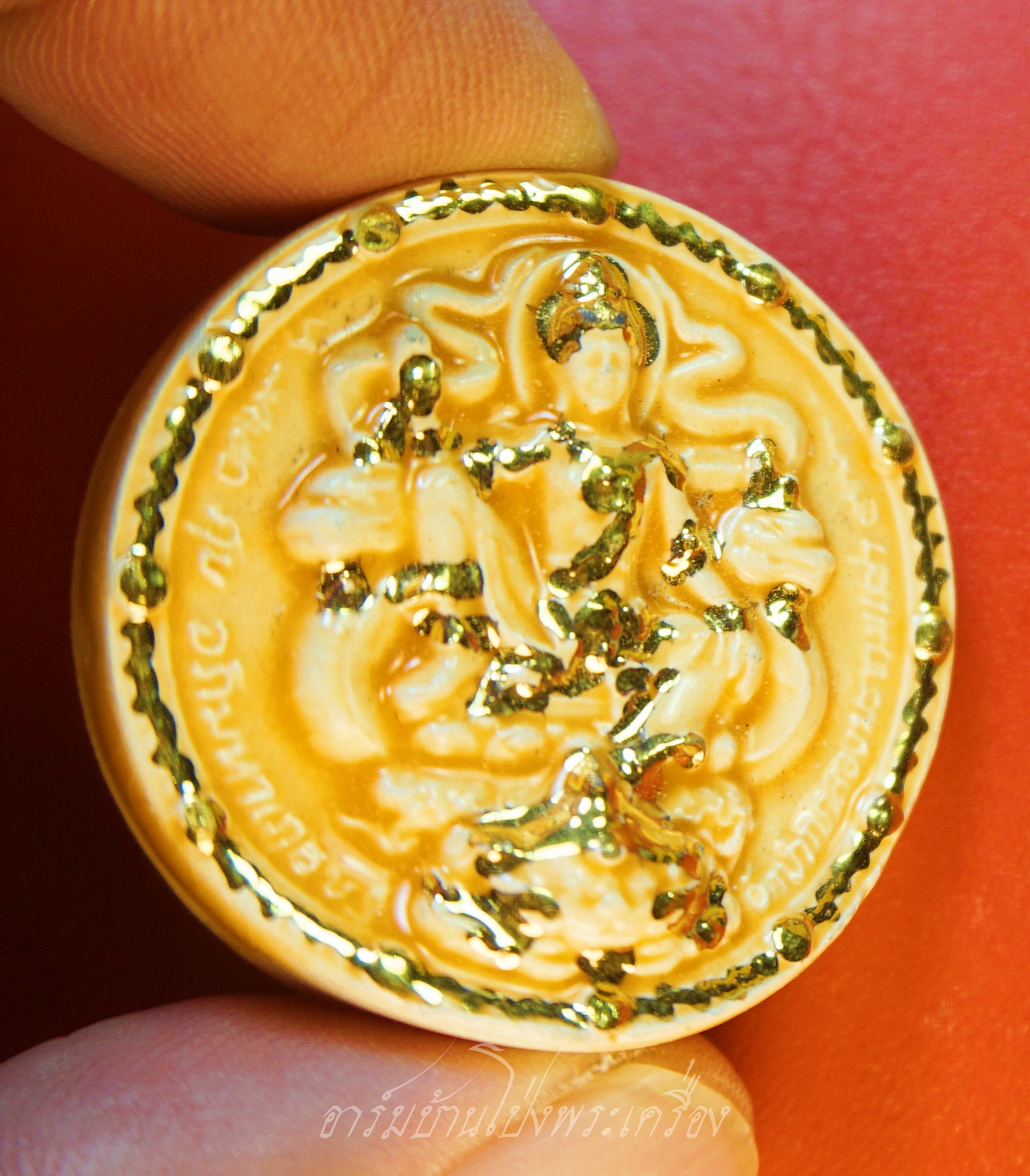 หลวงปู่ศุข วัดปากคลองมะขามเฒ่า หลังจตุคาม เนื้อกระเบื้องเคลือบ(องค์ที่1)