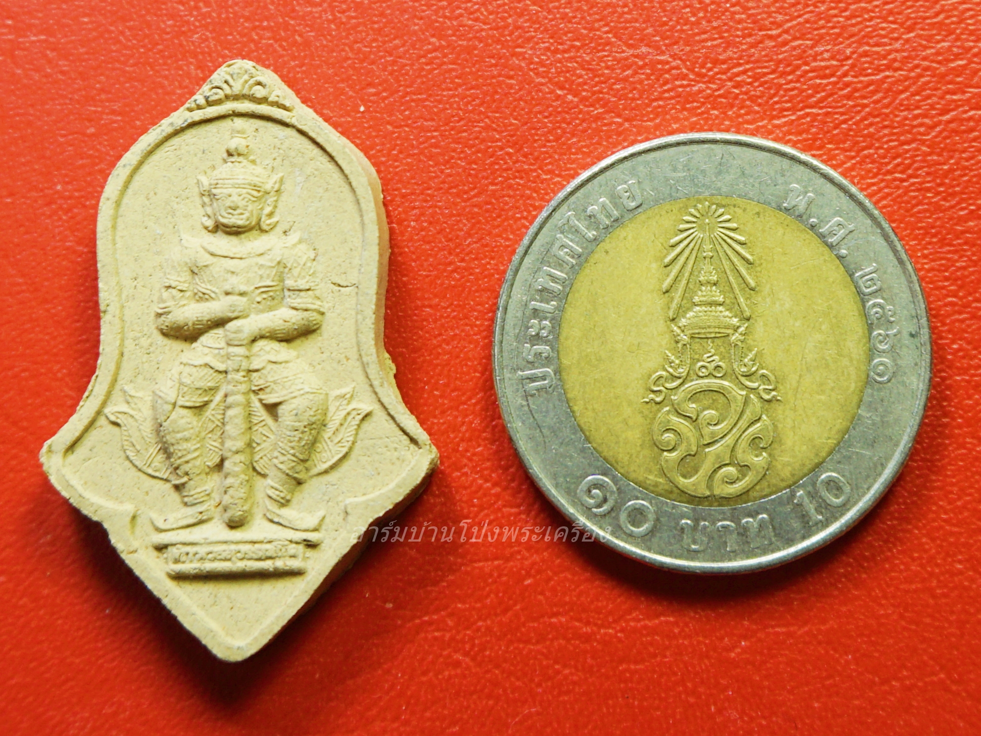 หลวงพ่อวิรัช วัดดีบอน ท้าวเวสสุวรรณ เนื้อผงสีครีม(องค์ที่2)