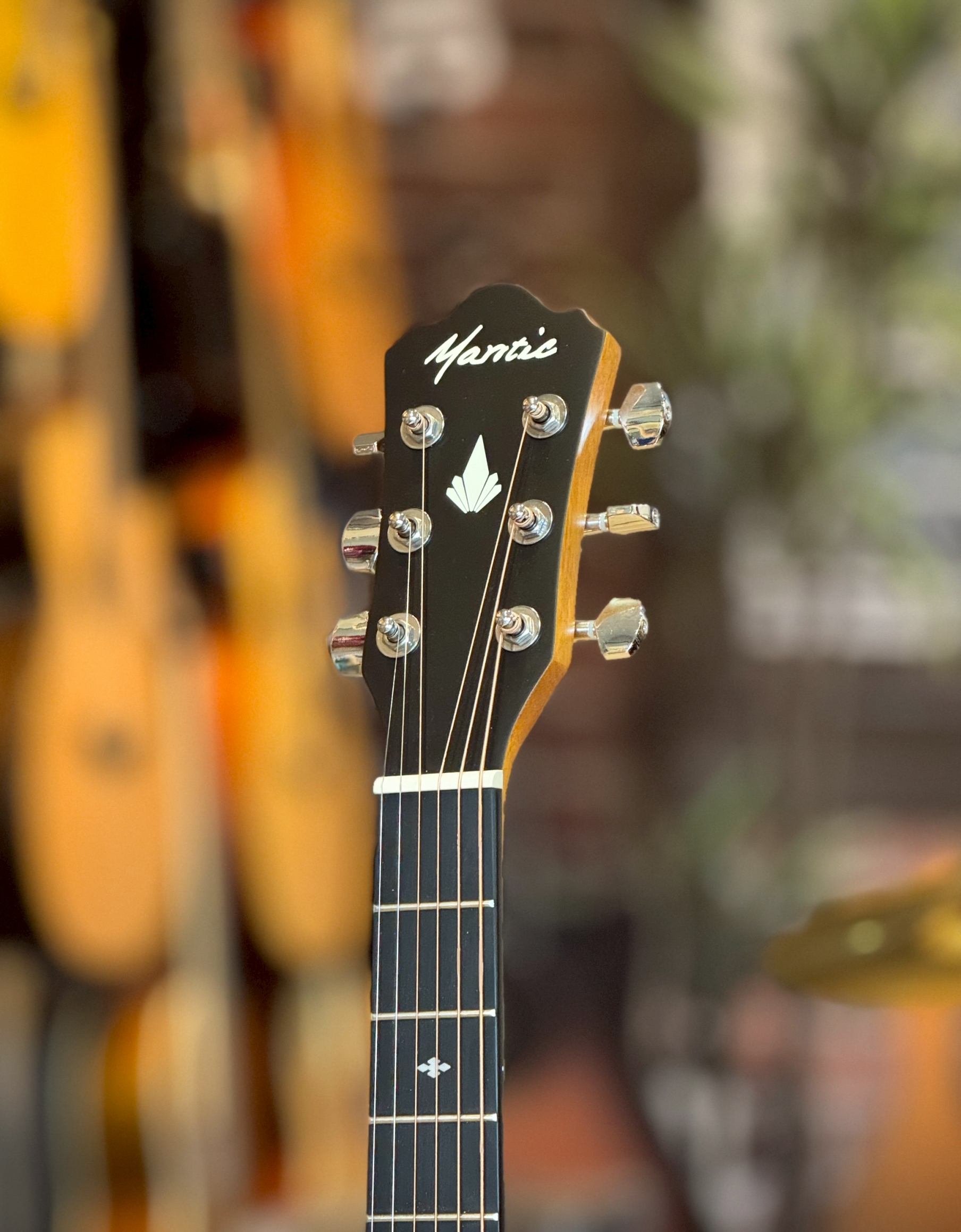 กีต้าร์โปร่งมือซ้าย Mantic รุ่น AG-1CL ไซส์มาตรฐาน ทรงเดรทนอต ขนาด 41 นิ้ว พร้อมม กระเป๋าNami/ปิ๊ก4อัน/ใบคอร์ด/ประแจ/คาโป้