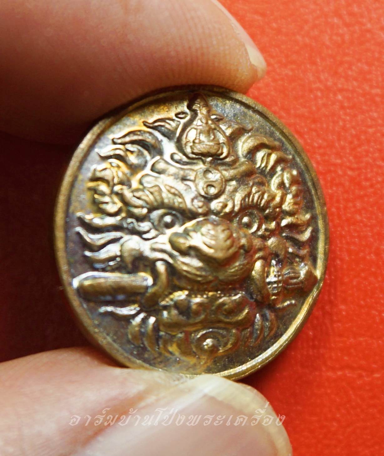 หลวงพ่อหวล วัดชาวเหนือ เสือคาบดาบ(กันชง) ปี๒๕๔๙ พิมพ์เล็ก กะไหล่นาค(องค์ที่4)