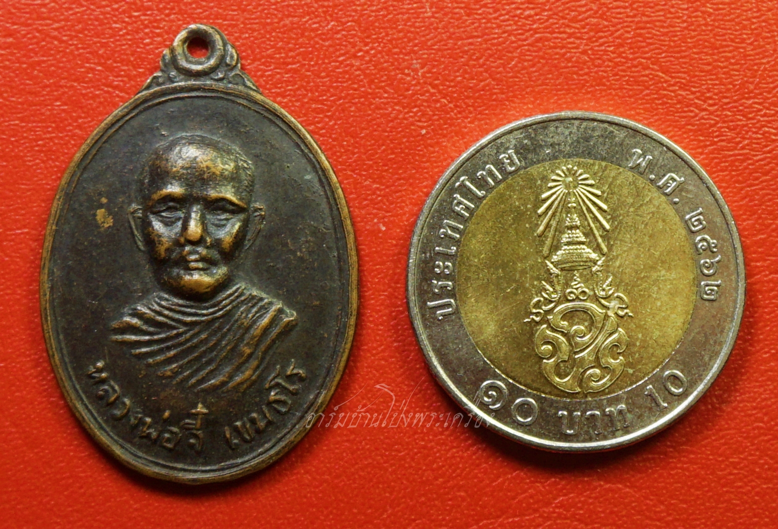 หลวงพ่อจี๋ เขมธโร วัดไผ่ขาด จ.สุพรรณบุรี ปี๒๕๑๙ รุ่นแรก เนื้อทองแดงรมดำ(องค์ที่2)