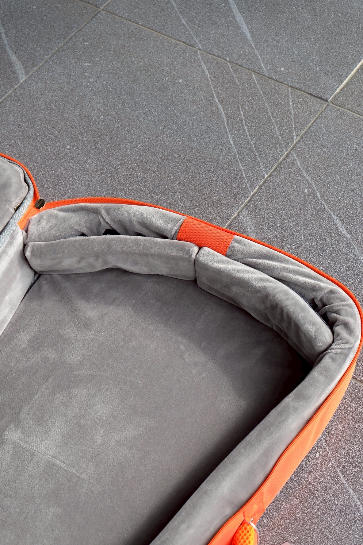 Jinchuan กระเป๋ากีตาร์ไฟฟ้า รุ่น B-2515 ซอฟเคสกีตาร์ไฟฟ้า เลือกรุ่นได้ บุฟองน้ำหนากันกระแทกอย่างดี