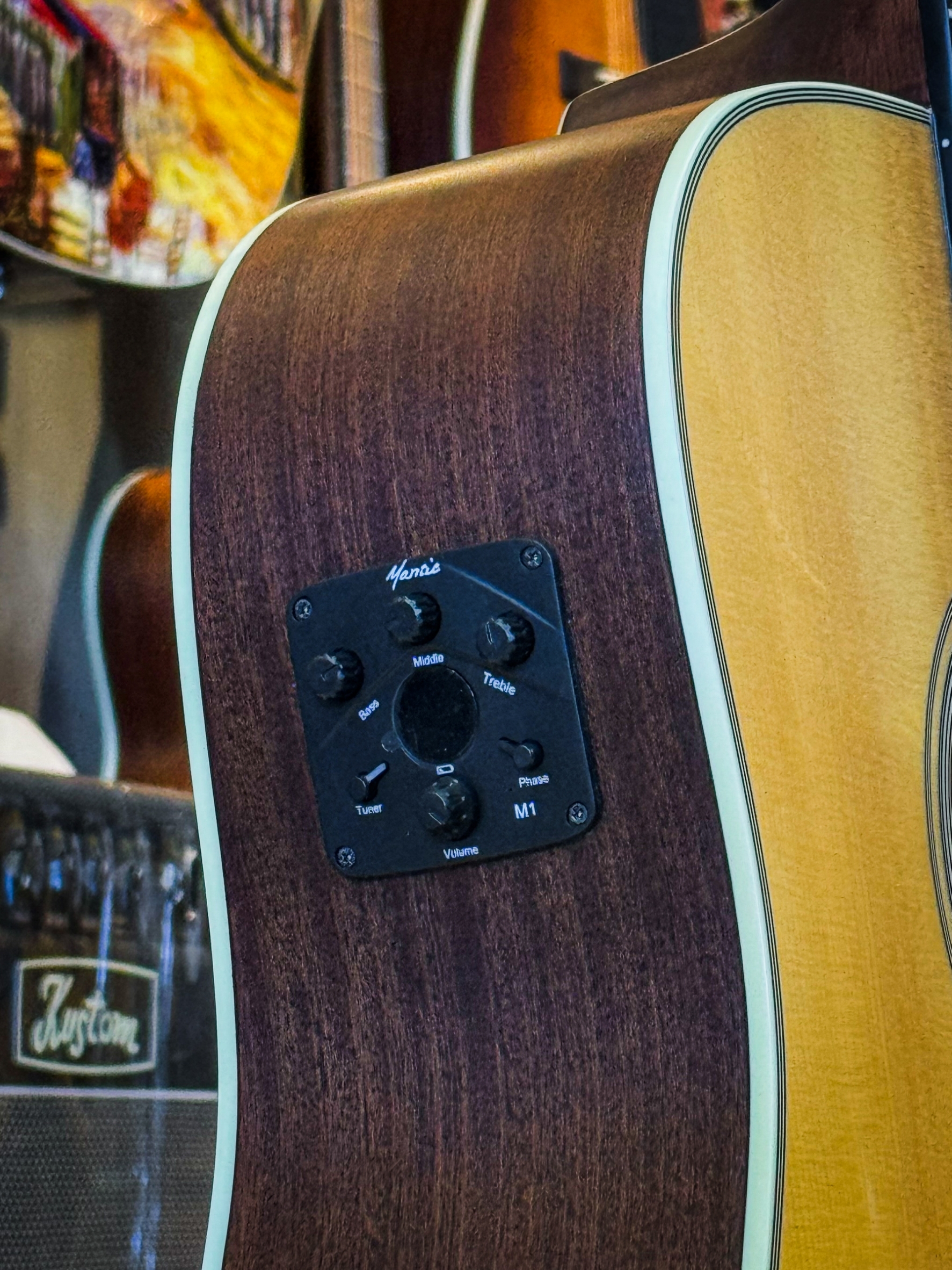 กีต้าร์โปร่งไฟฟ้า Saga SF700 EQ M-1 กีตาร์โปร่งไฟฟ้า ขนาด 41 นิ้ว พร้อมของแถมสุดคุ้ม