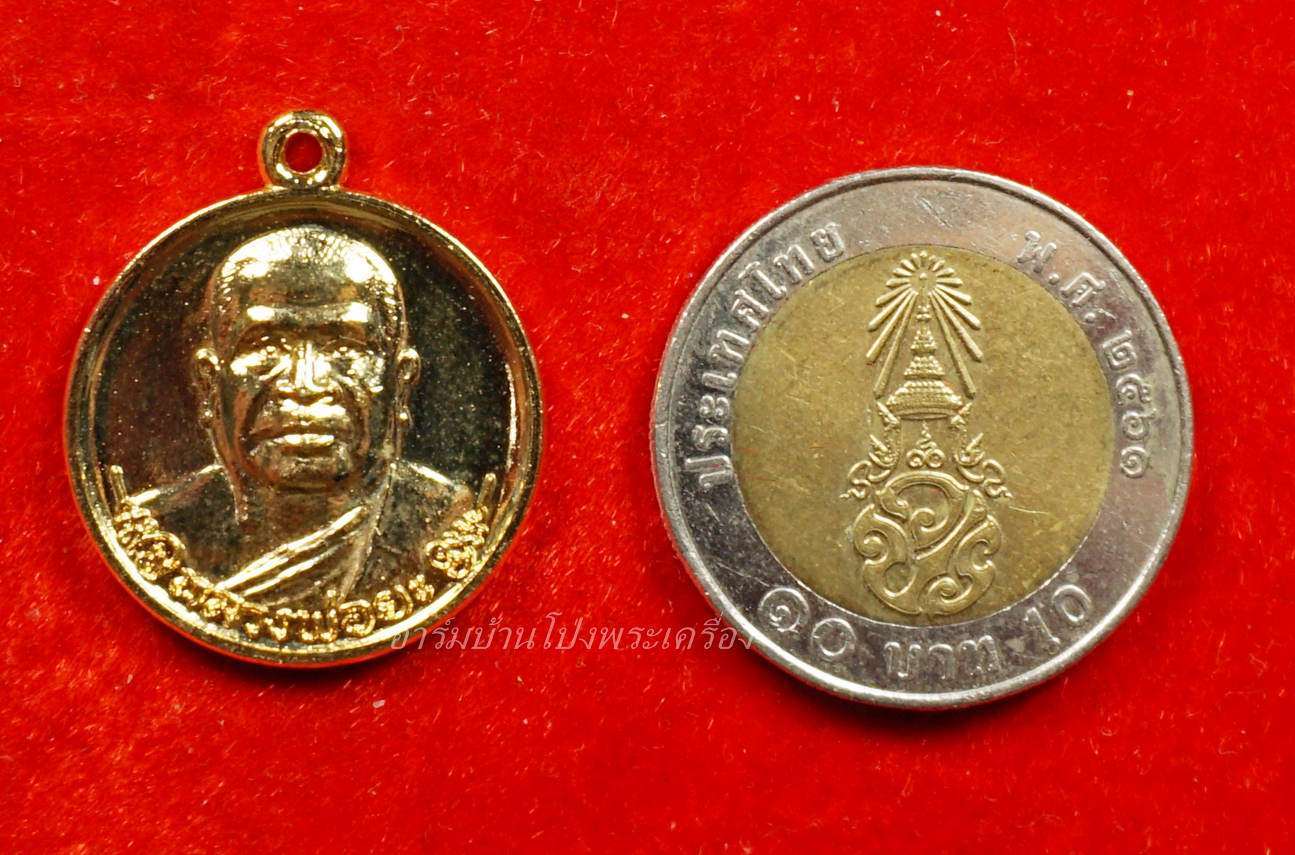 หลวงพ่อยะ วัดท่าข้าม รุ่นแรก เหรียญกลม ปี๒๕๓๐ เนื้อกะไหล่ทอง(องค์ที่6)