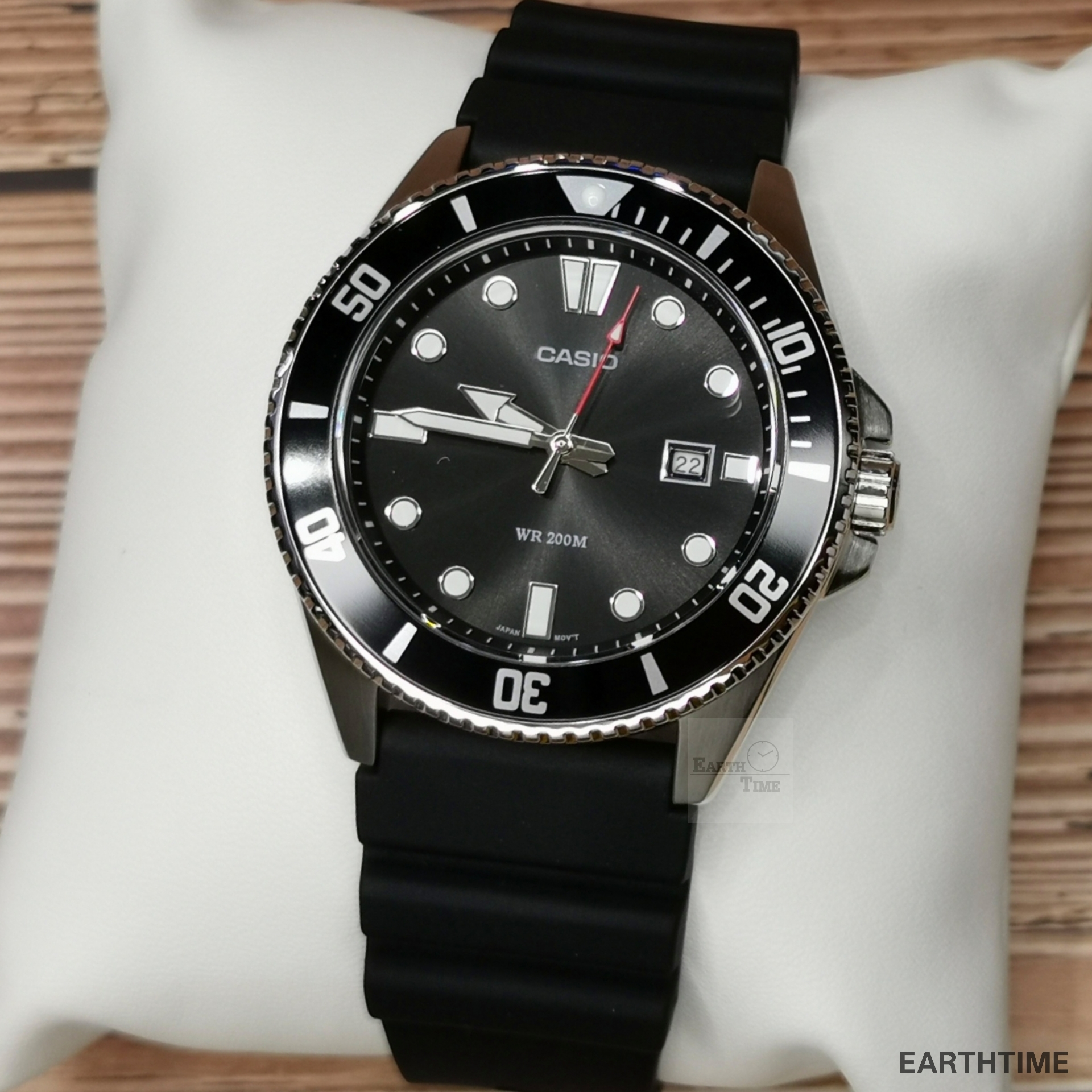 CASIO DURO 200 รุ่น MDV-107-1A1