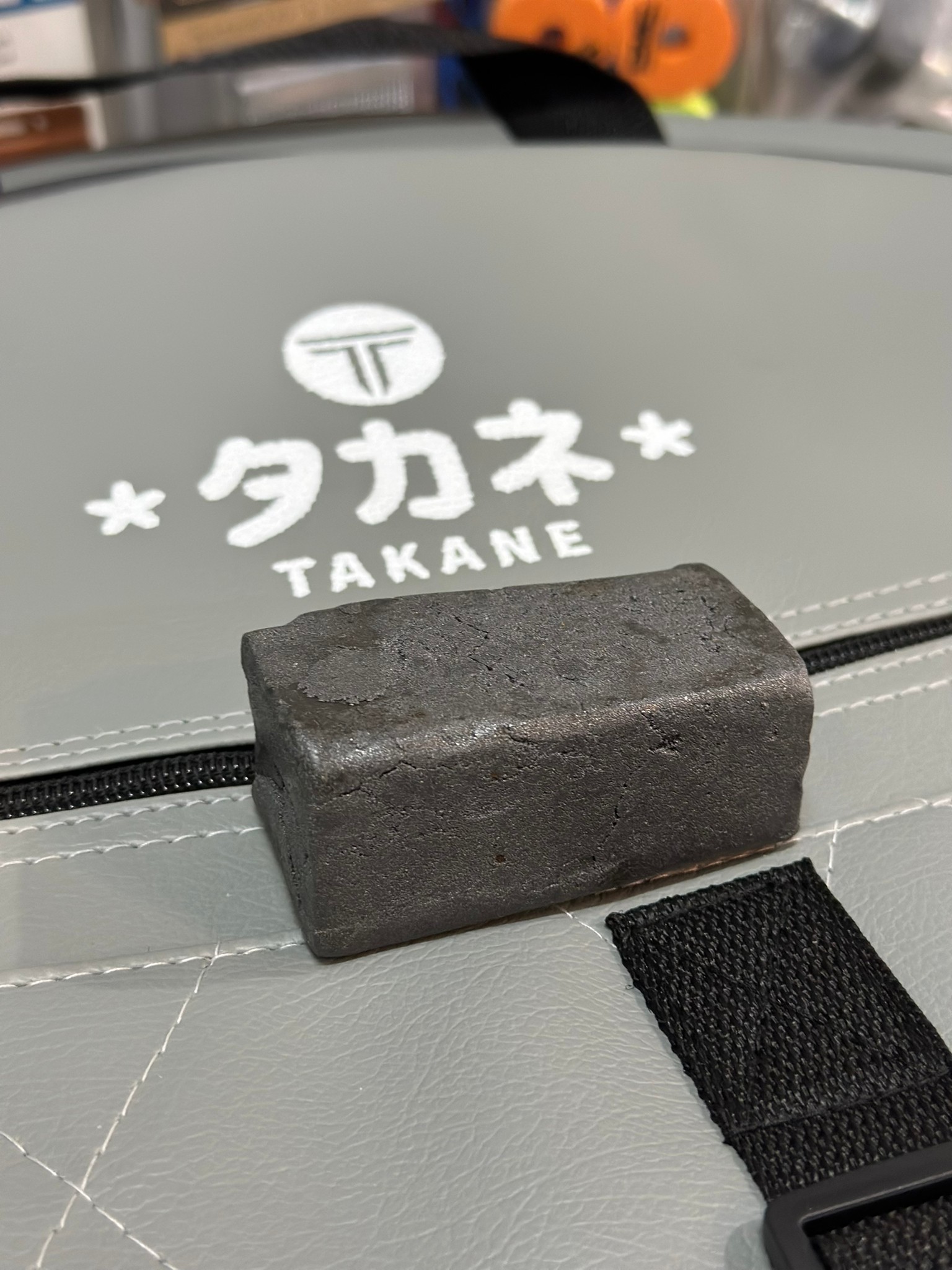 ตะกั่วถ่วงระนาด ตะกั่วฆ้องวง น้ำหนัก 0.5 กรัม ตะกั่วผสมขี้ผึ้ง คุณภาพดี