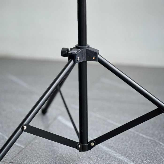 ขาตั้งวางโน้ต Rocky พร้อม กระเป๋าใส่ขาตั้ง สแตนโน็ต สแตนโน๊ต( ขาตั้งโน๊ตเพลง , ขาตั้งโน้ต , music stand )