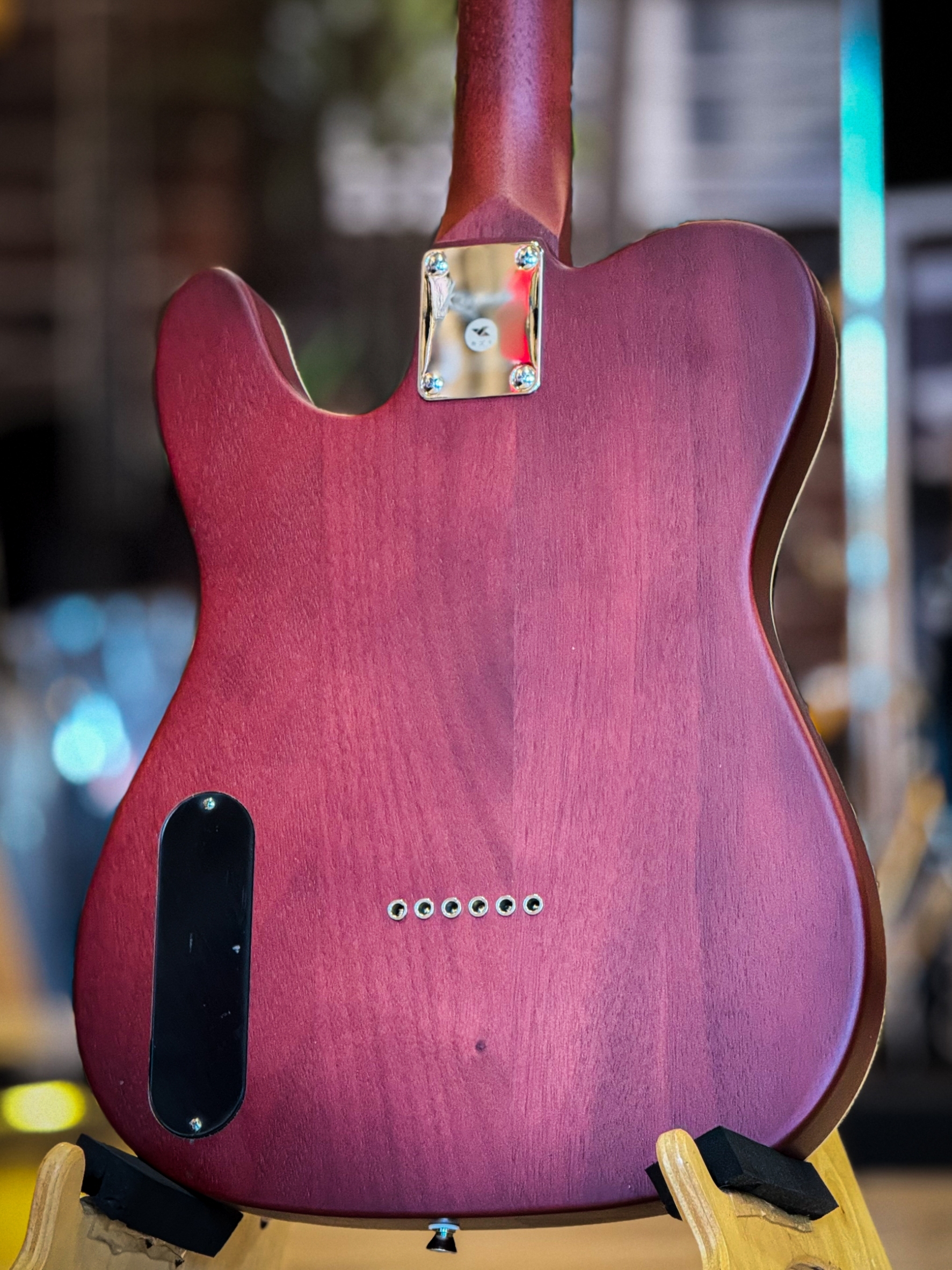 Kazuki Acadence Series ACD-Cocobolo กีต้าร์โปร่งไฟฟ้า (สีมะฮอคลายฉลุกลม)