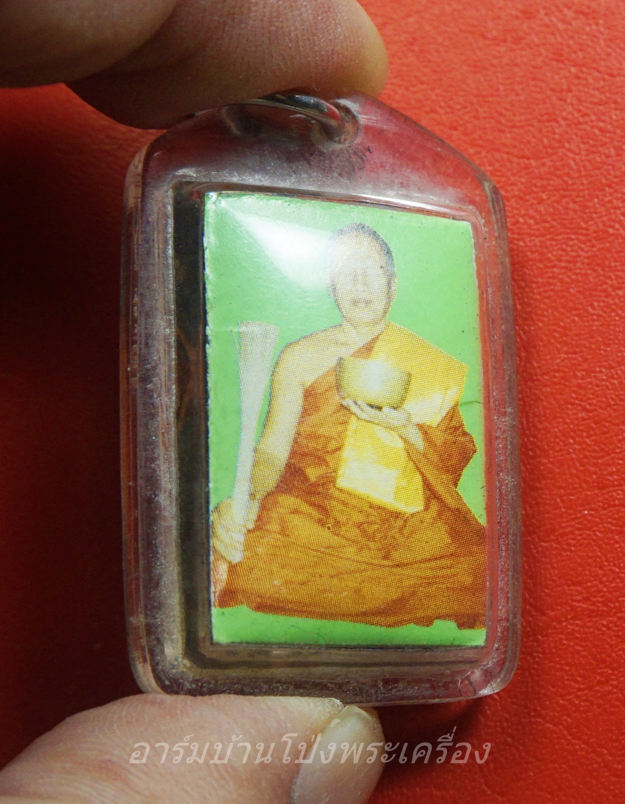 หลวงพ่ออุทัย วัดเกาะตาพุด รูปถ่าย พร้อมเลี่ยม(องค์ที่2)