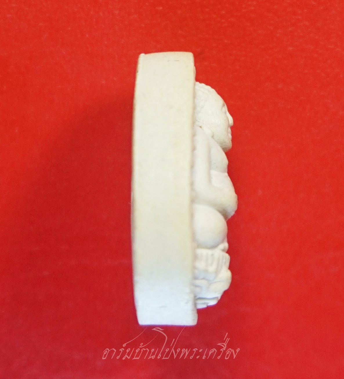 หลวงพ่อคูณ วัดบ้านไร่ พระสังฆจาย ฝังตะกรุดด้านหน้า(องค์ที่1)