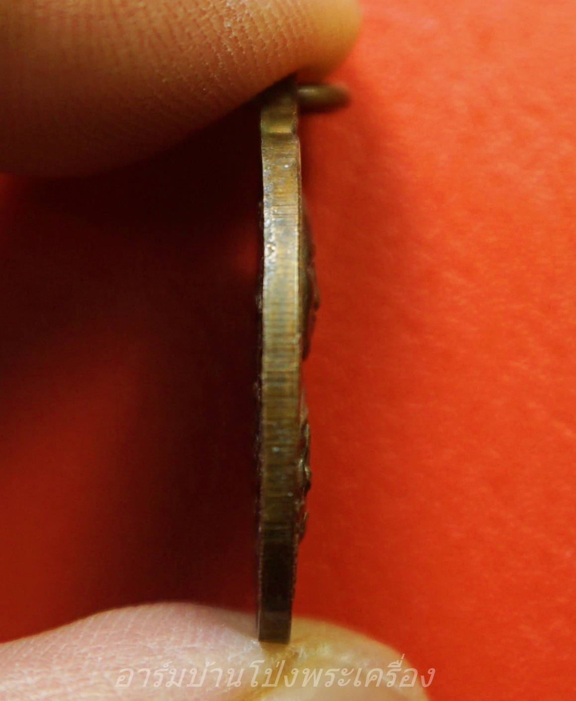 หลวงพ่อเปิ่น วัดบางพระ จ.นครปฐม เหรียญบูชาครู พ.ศ.๒๕๕๘ พิมพ์เล็ก ตอกโค๊ด(องค์ที่1)