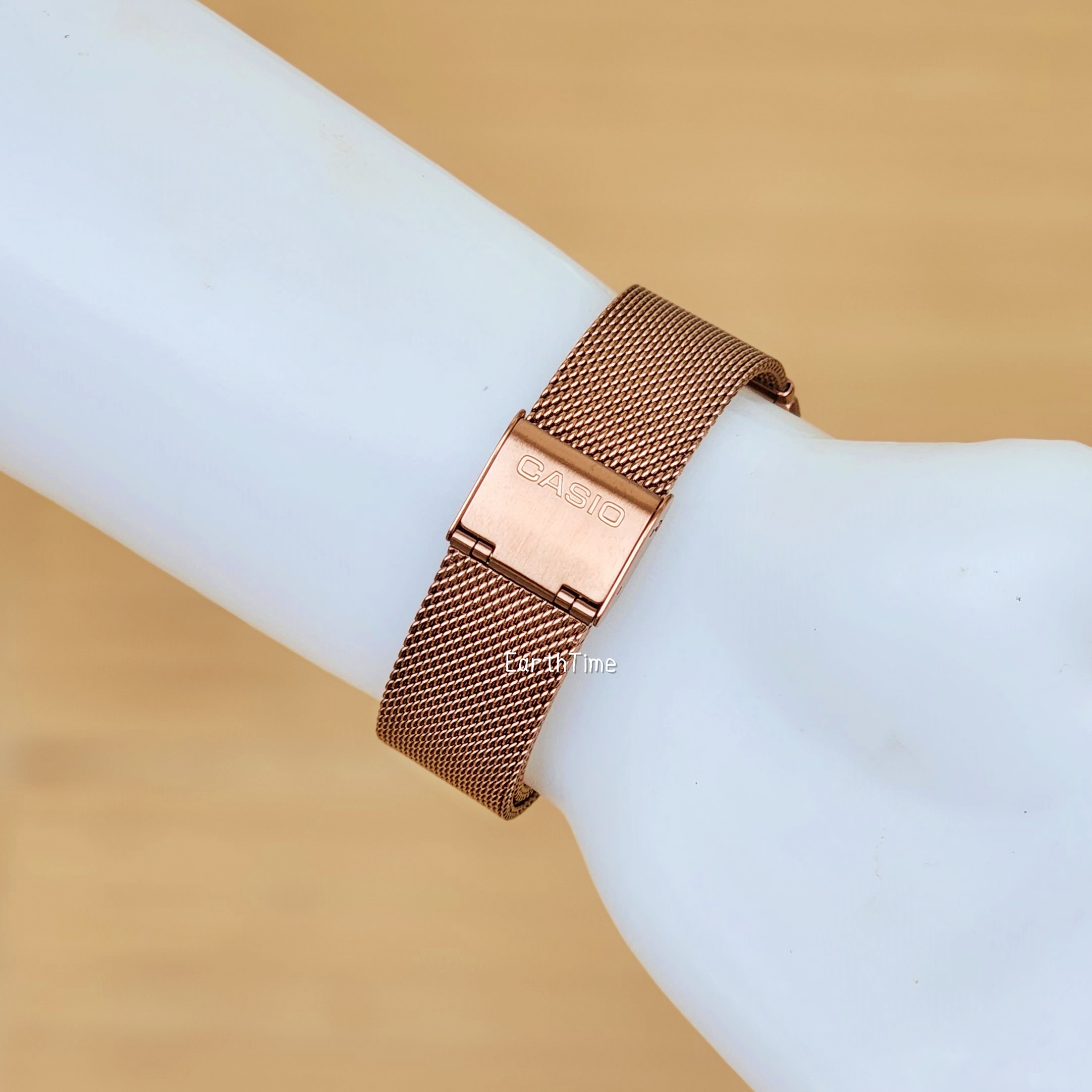 CASIO รุ่น B640WMR-5A DATA BANK DIGITAL