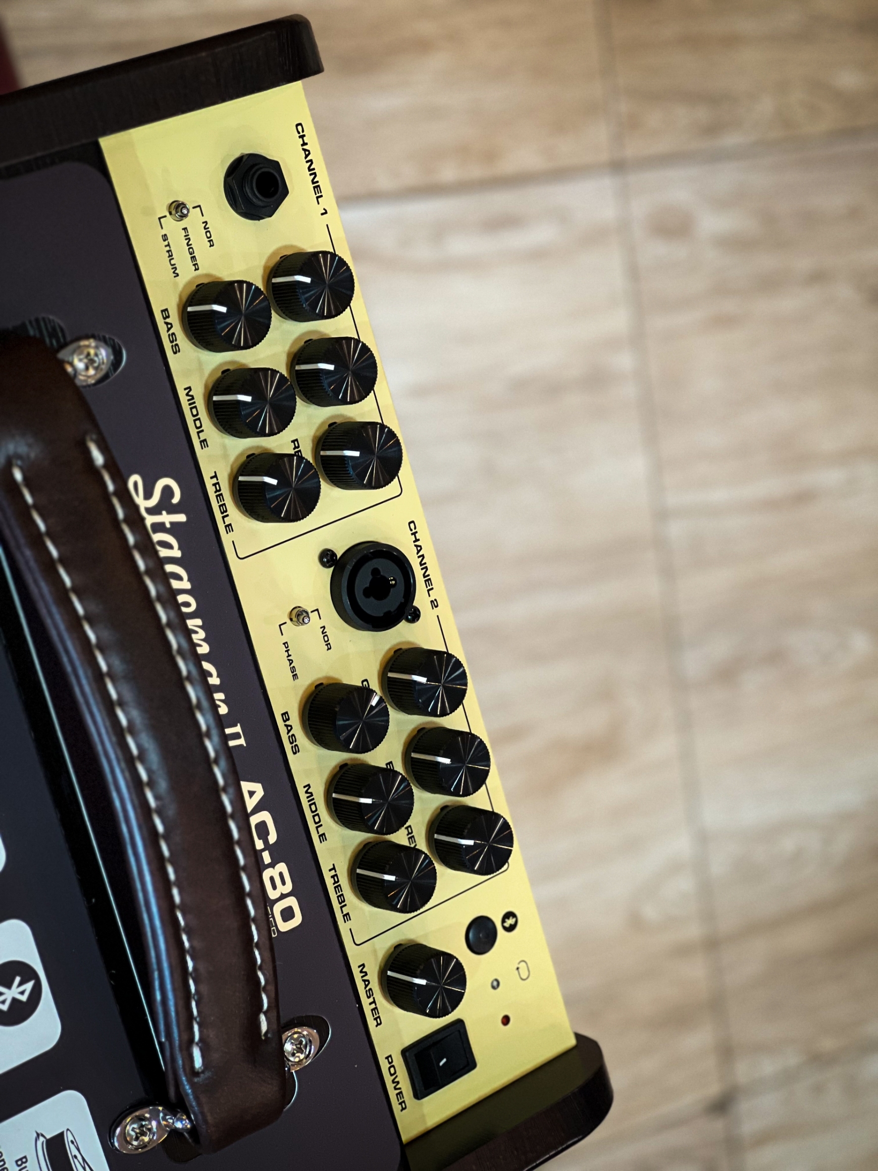 แอมป์อคูสติก NUX รุ่น AC-80 Stageman II มีบลูทูธ แบตในตัว 2 channels เล่นกีตาร์ พร้อมเสียบไมโครโฟน