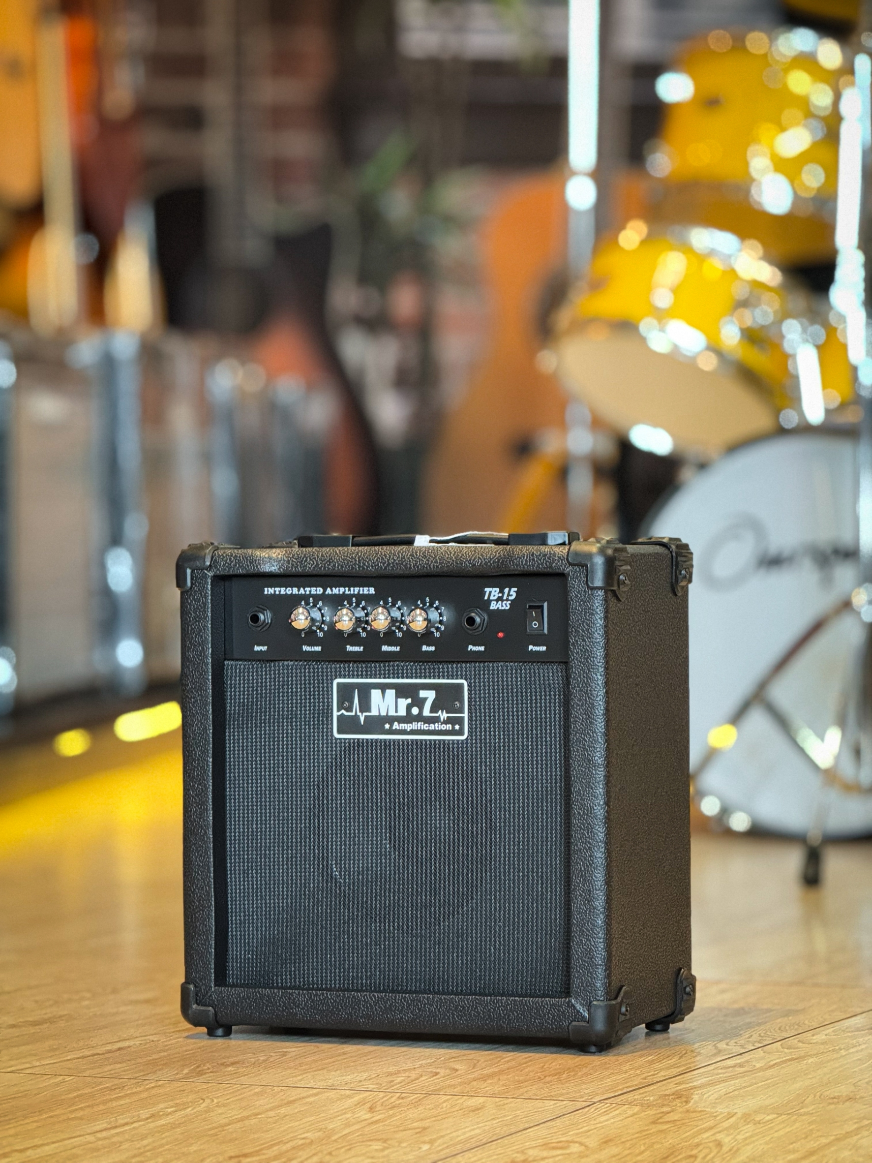 แอมป์เบส Mr.7 รุ่น TB-15 สีดำ ขนาด 15 วัตต์ ขนาดกระทัดรัด