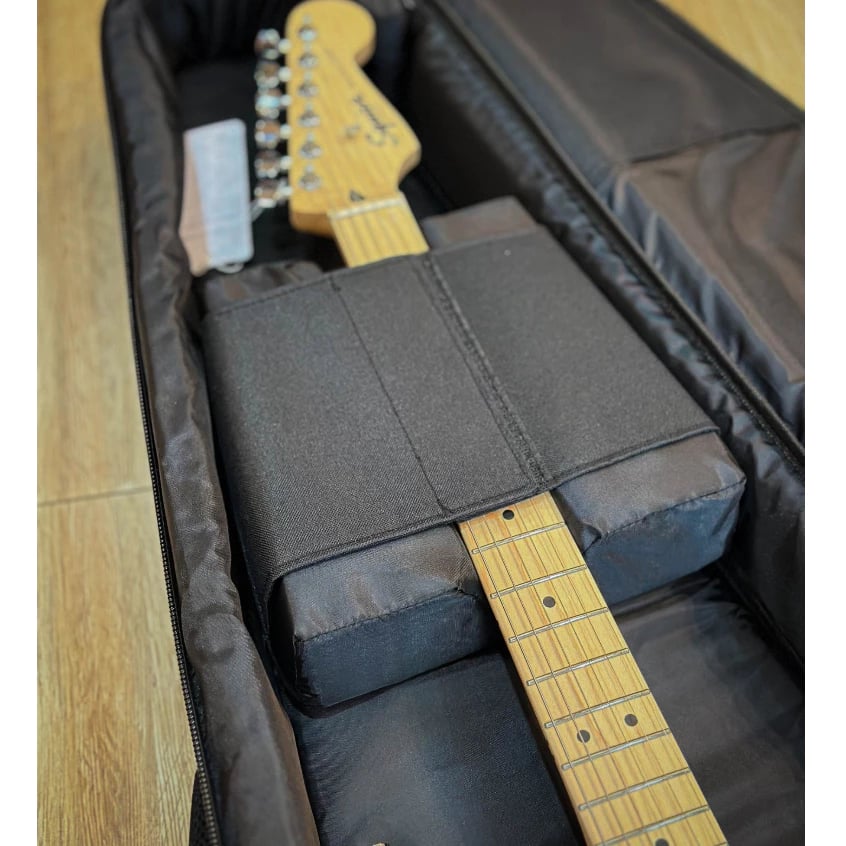 Jinchuan ซอฟเคสกีต้าร์ไฟฟ้า JC EB-2213 บุฟองน้ำหนามาก กระเป๋ากีตาร์ไฟฟ้า ป้องกันการกระแทกได้ดี มีหูหิ้ว สายสะพายหลัง