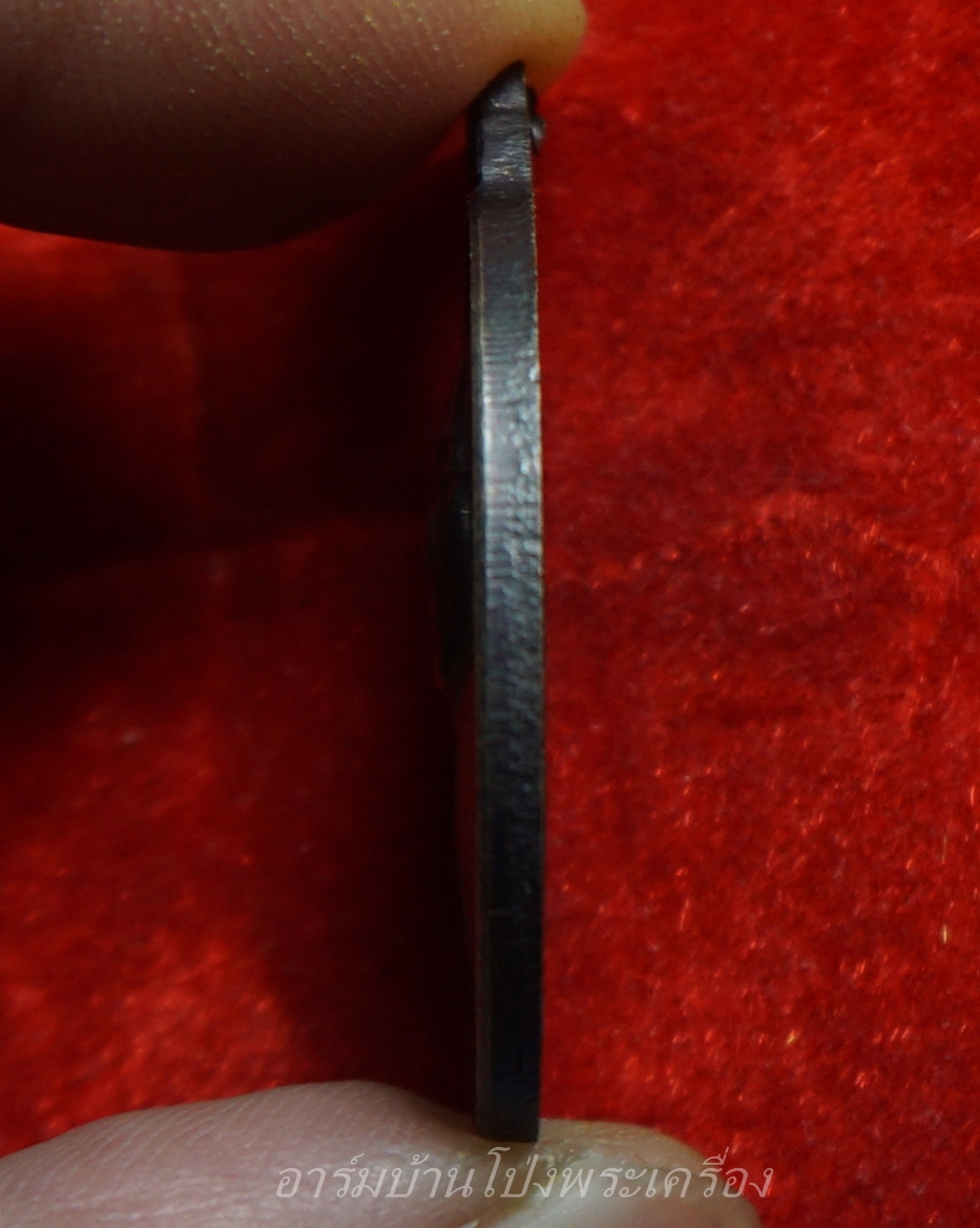 หลวงพ่ออวยพร วัดดอนยายหอม ปี๒๕๓๘ เนื้อทองแดงรมดำ(องค์ที่5)