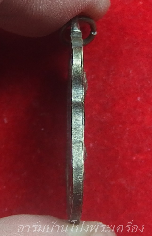 หลวงพ่อใหญ่ วัดหนองรี รุ่นแรก เนื้ออัลปาก้า(องค์ที่1)