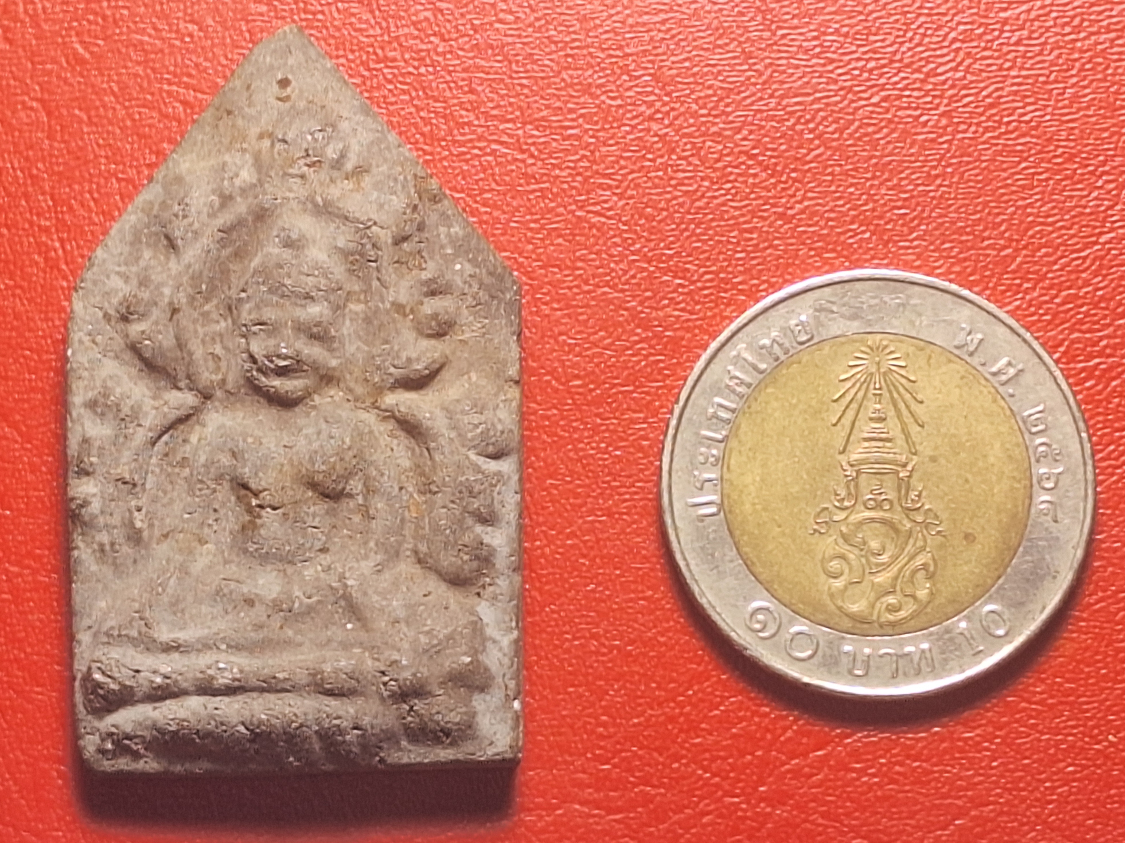 หลวงพ่อแทน วัดธรรมเสน ขุนแผนหน้ายักษ์ ปี๒๕๐๖ เนื้อผงสีเทา(องค์ที่7)