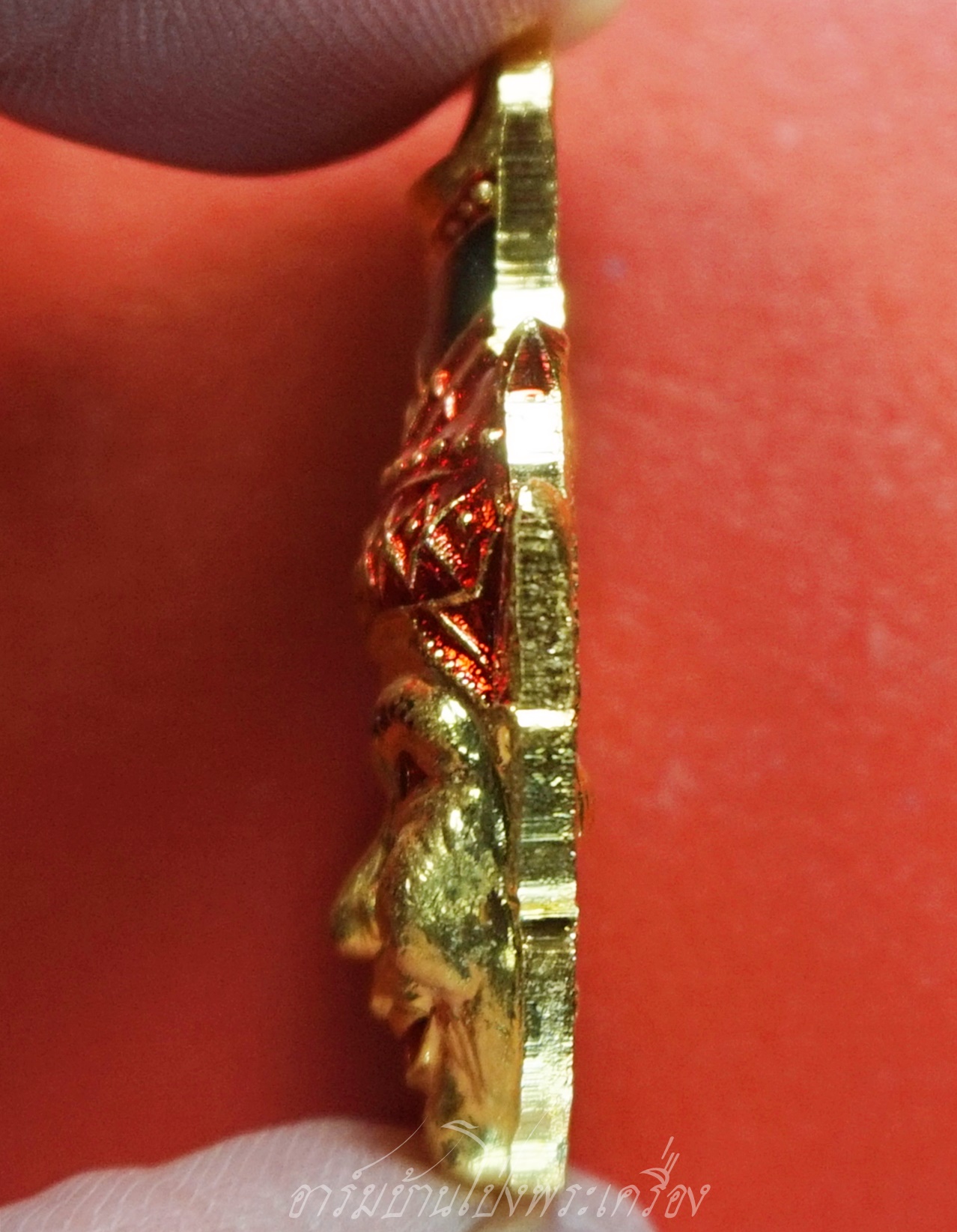 หลวงปู่แผ้ว วัดหนองพงนก เศียรพ่อแก่ กะไหล่ทองลงยา พิธีมหาจักรพรรดิ์ตราธิราช๑๐๘คณาจารย์(องค์ที่6)