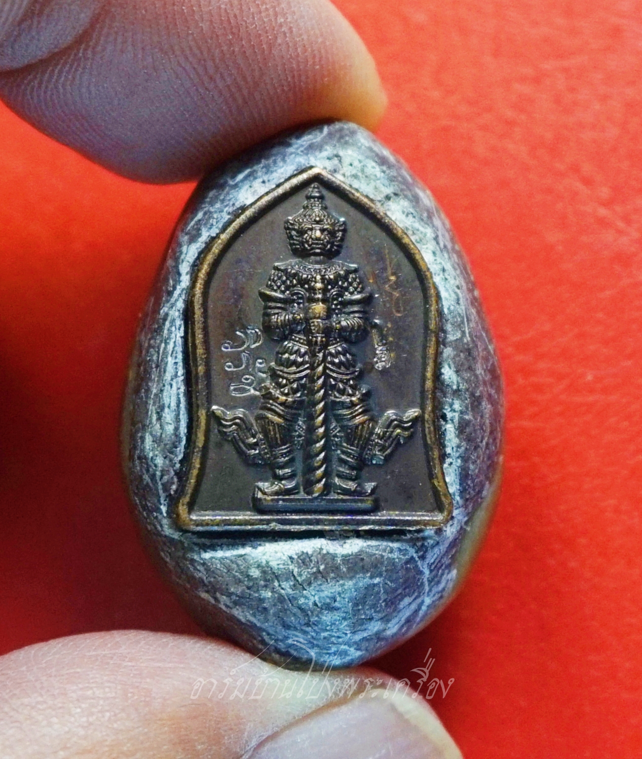 หลวงพ่อวิรัช วัดดีบอน เบี้ยแก้ หลังท้าวเวสสุวรรณ ตอกโค๊ตและมีจาร(องค์ที่1)