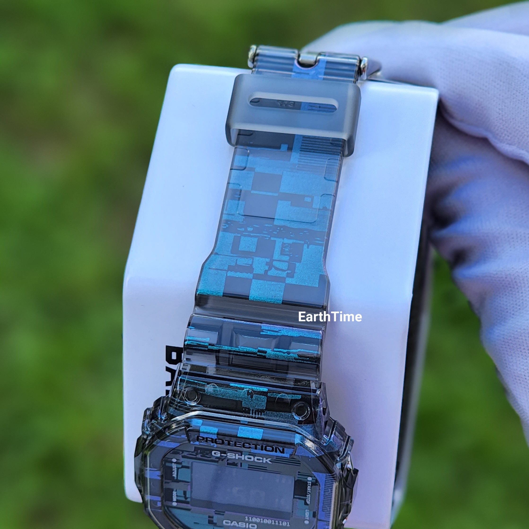 DW-5600NN-1 l Digital Glitch Series l ของใหม่แท้100%
