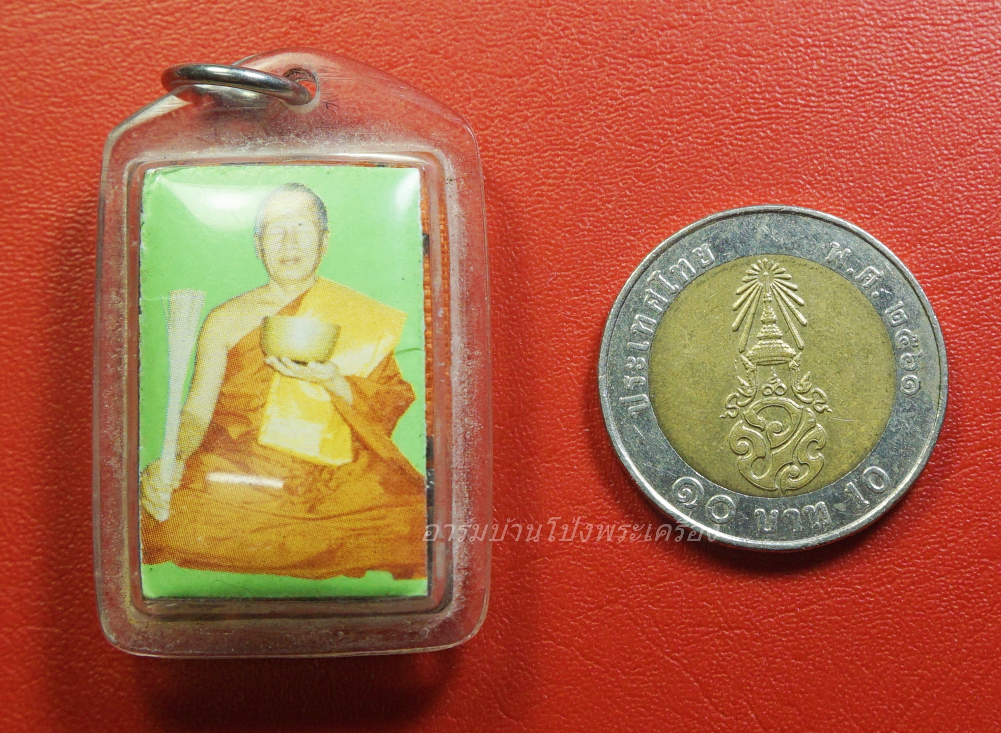 หลวงพ่ออุทัย วัดเกาะตาพุด รูปถ่าย พร้อมเลี่ยม(องค์ที่2)