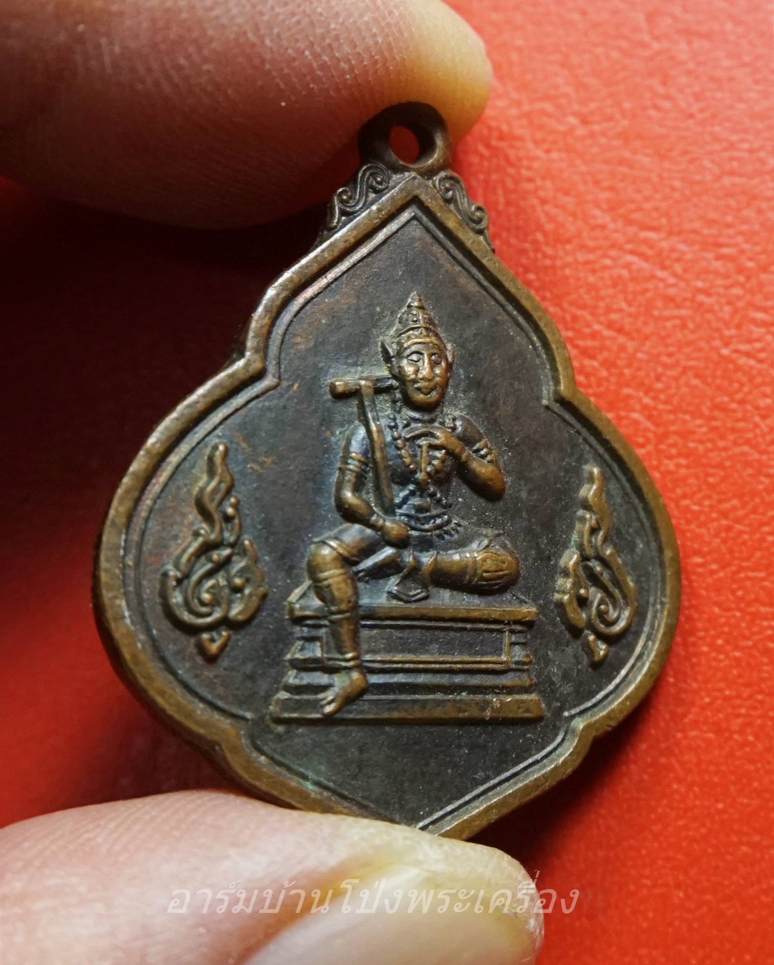 พระวิษณุกรรม วิทยาลัยเทคนิคภูเก็ต ครบรอบ๓๖ปี ปี๒๕๓๗ เนื้อทองแดง(องค์ที่1)