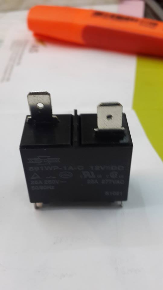 ขาย 891WP-1A-C12VDC รีเลย์12vdcRELAYยี่ห้อ รีเลย์ขาลงปริ้น4ขา 25A250VAC รีเลย์บอรด์แอร์ รีเลย์คอย์12v4ขา รีเลย์12v25a ราคา ตัวล่ะ . . . . . บาท
