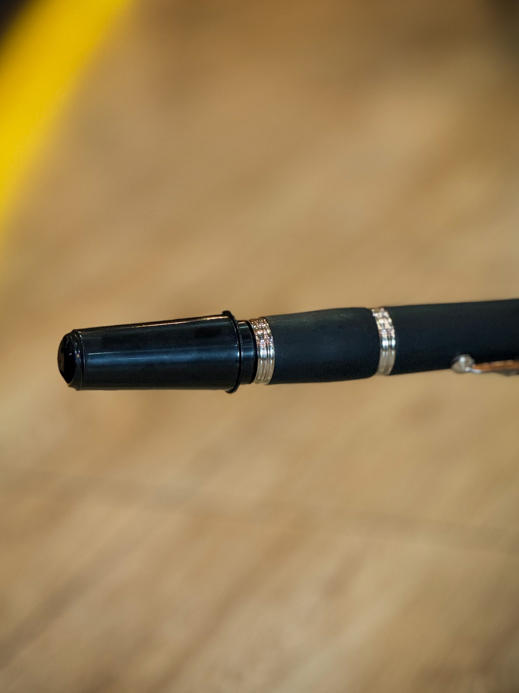 คลาริเน็ต Clarinet Muslady พร้อมกระเป๋าเก็บอย่างดี สีดํา เสียงกังวาล แข็งแรง