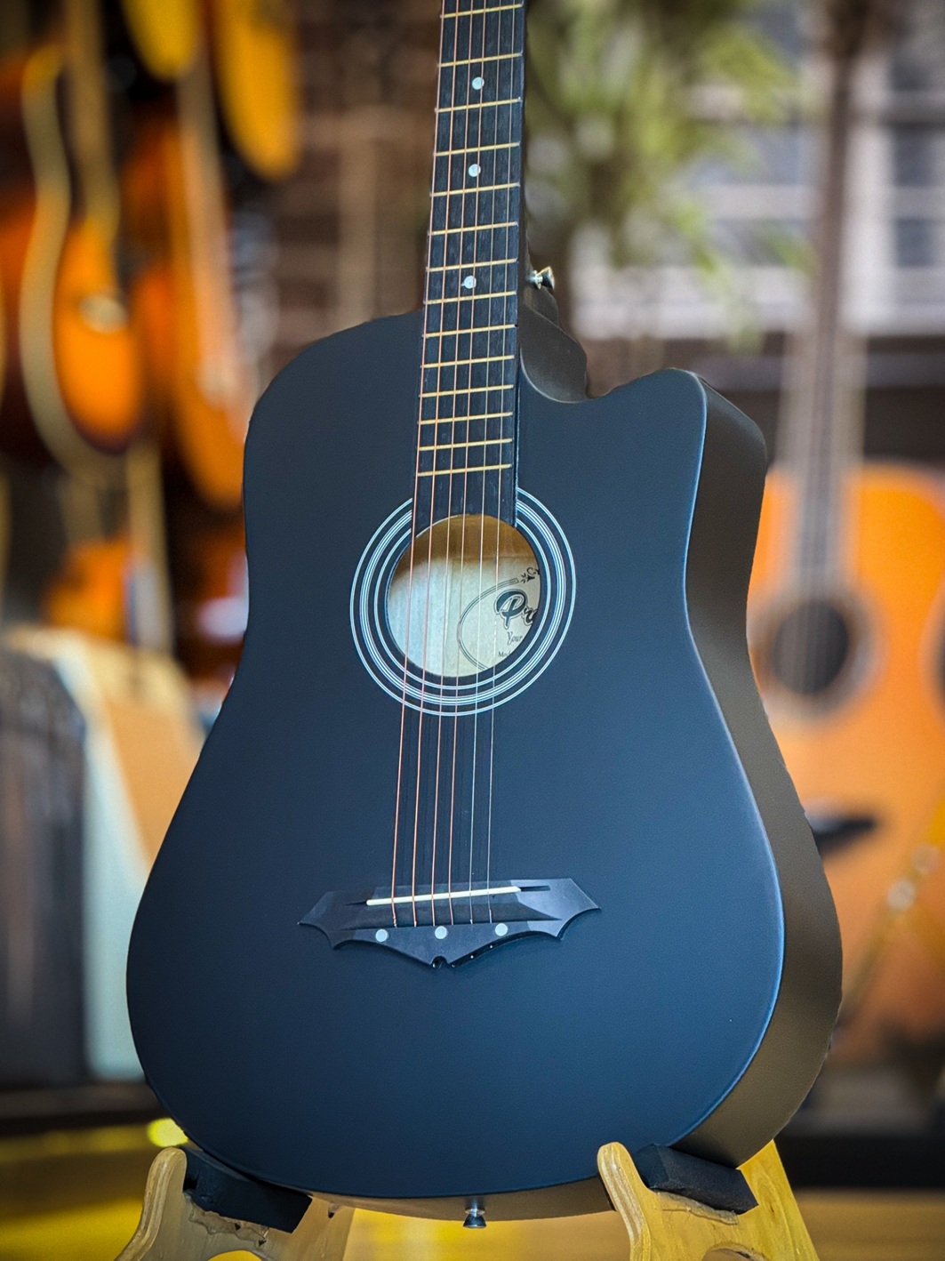 กีต้าร์โปร่ง Preme รุ่น G38C ขนาด 38 นิ้ว ด้าน ลูกบิดโครเมียม สีดำ ฟรี ปิ๊ก 4 อัน / ประแจ / คู่มือ